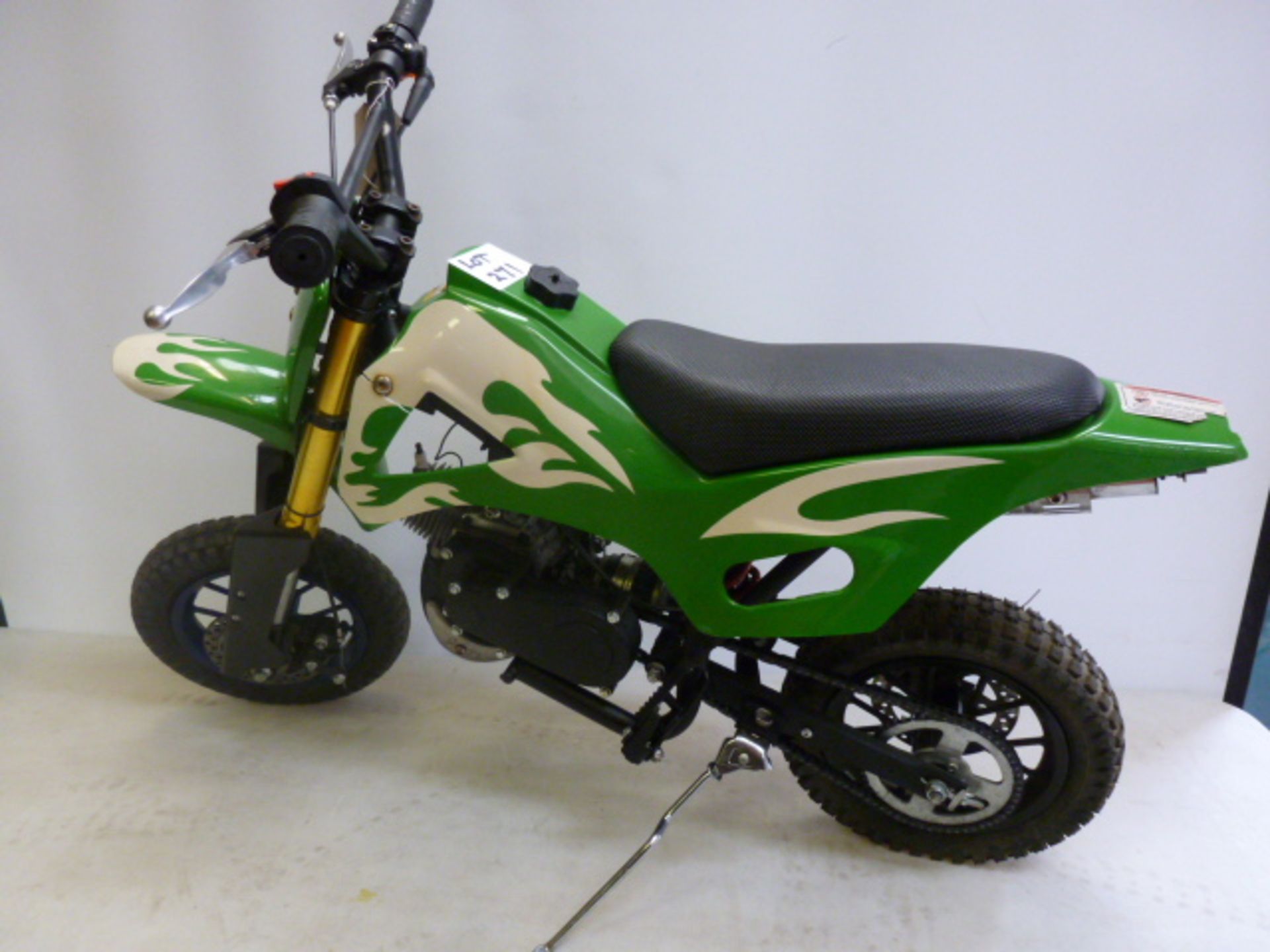 ZHEJING LYAA Company Ltd Mini Petrol Pit/Dirt Bike in Green with White Flame, Model MD01/MD03, - Image 7 of 10