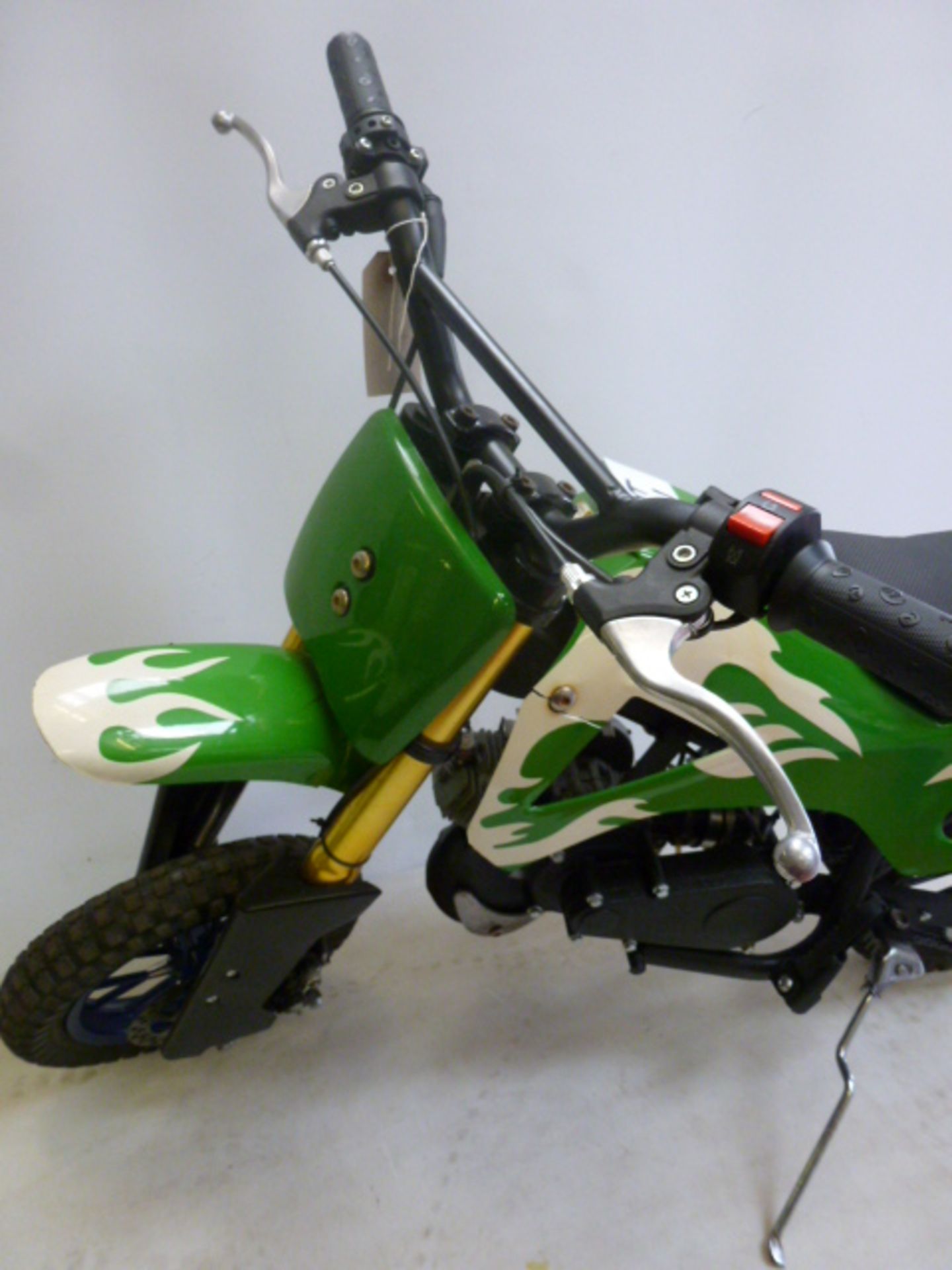 ZHEJING LYAA Company Ltd Mini Petrol Pit/Dirt Bike in Green with White Flame, Model MD01/MD03, - Image 8 of 10