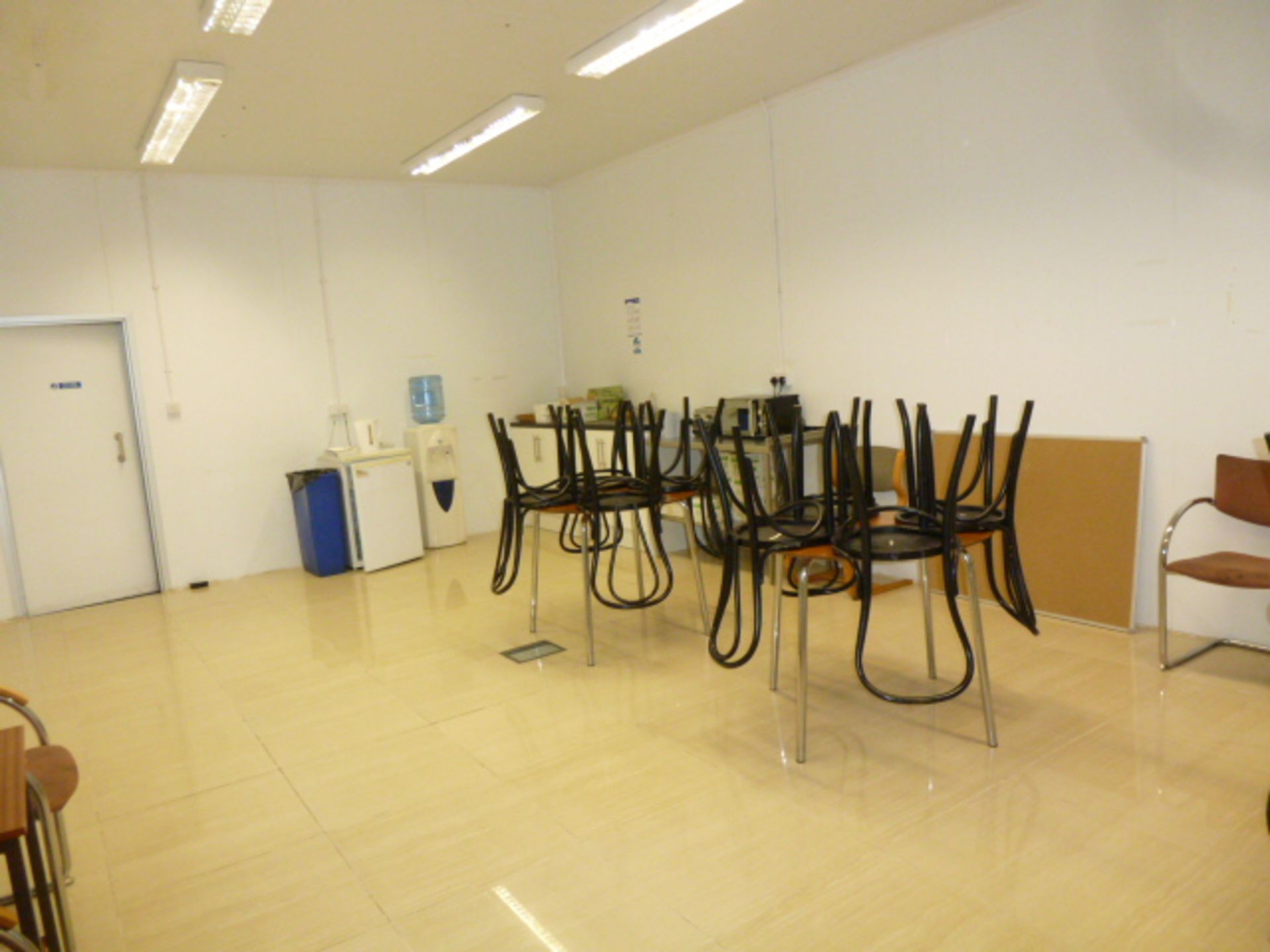 3 x Circular Staff Café Tables with 12 Bentwood Chairs, 3 Side Tables & 2 x 2 Tier Tables - Image 2 of 2