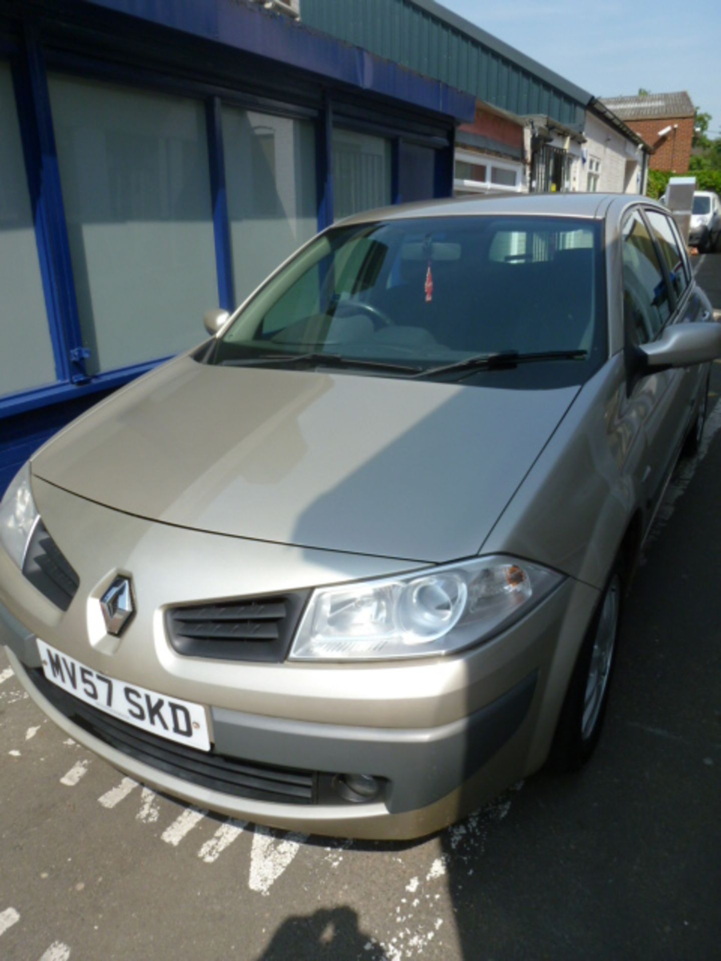 MV57 SKD (2007) Renault Megane Dynamique in Gold. 1998cc, Petrol, 5 Door Hatchback. Date First - Bild 7 aus 22