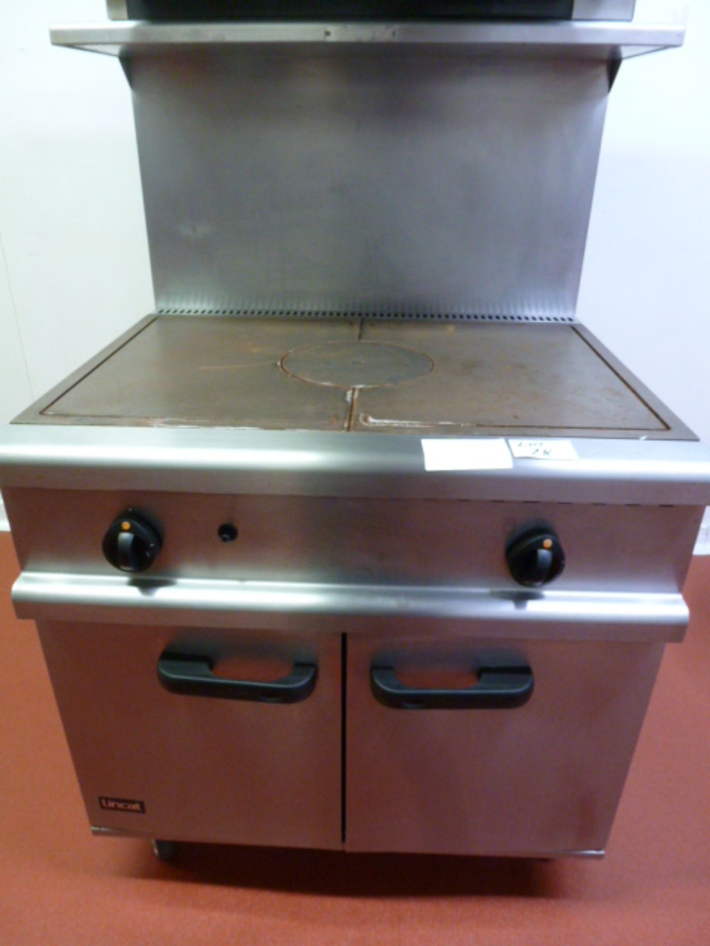 Lincat Stainless Steel Solid Top Range/Hot Plate with Oven Under & Shelf Over. Model OG7005/N, S/N