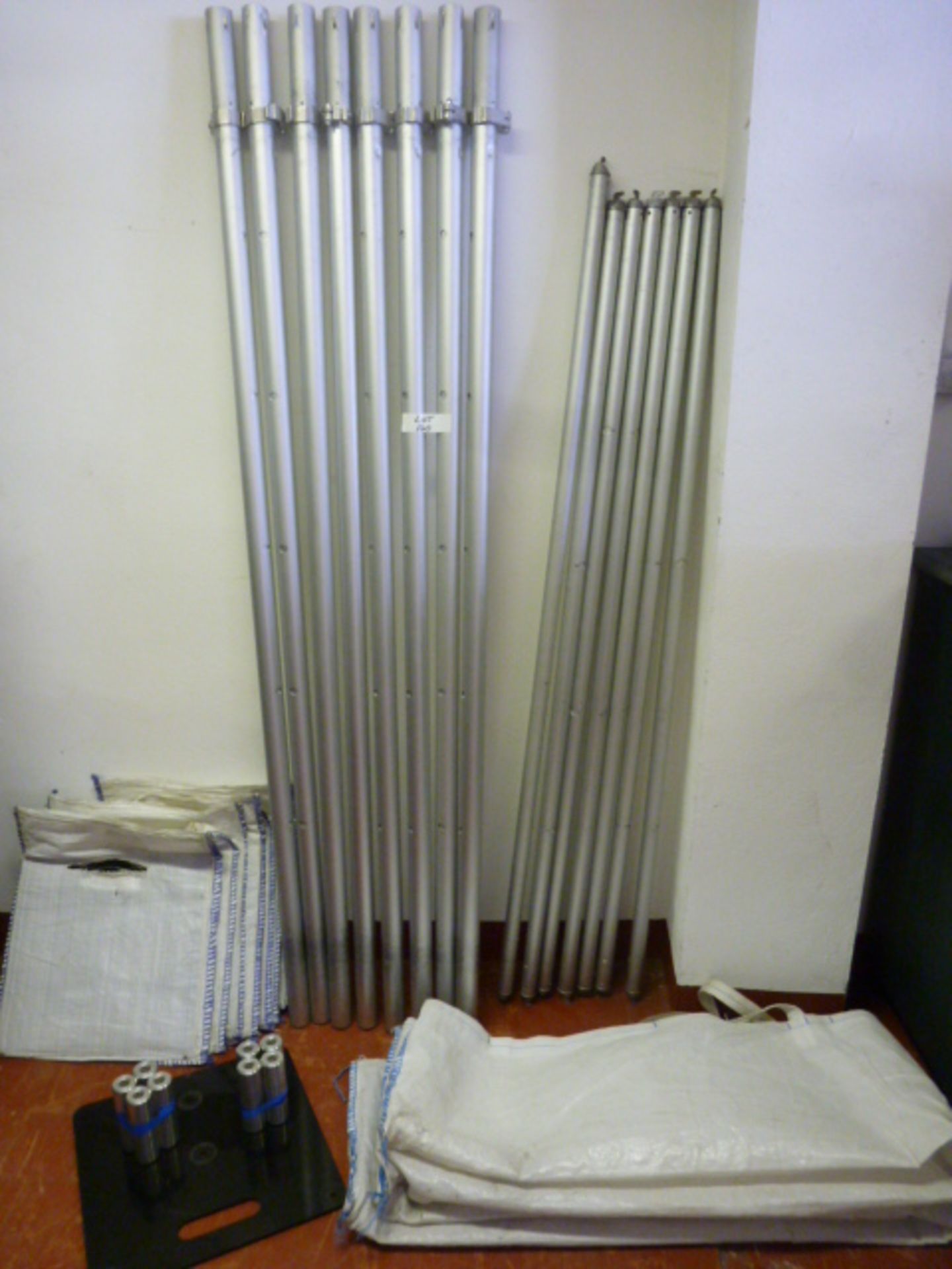 Professional Aluminium Curtain Backdrop Structure to Include: 8 x Extendable Upright Poles