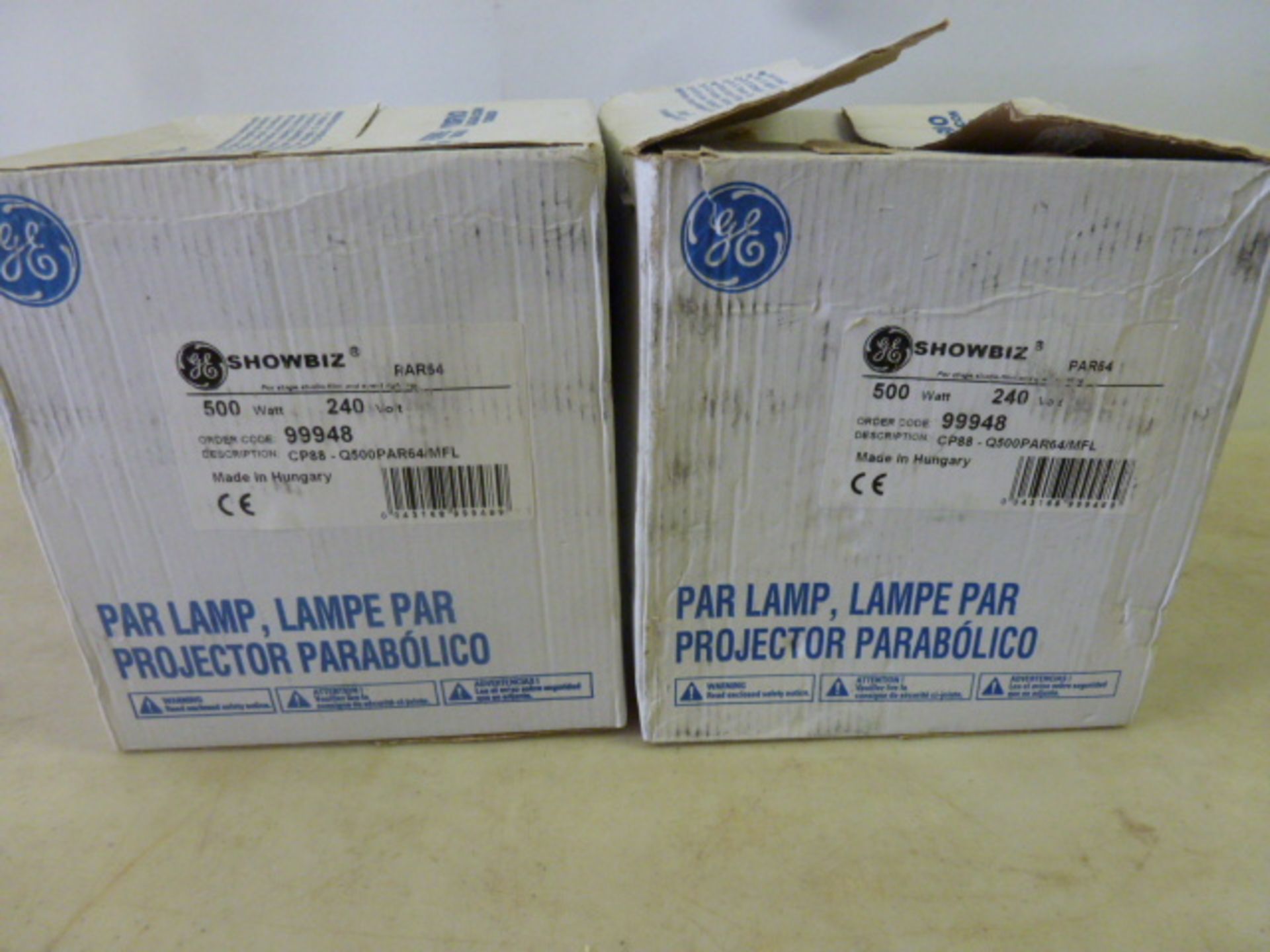 Pair of GE Showbiz 500w Par Lamps, Boxed. - Image 2 of 4