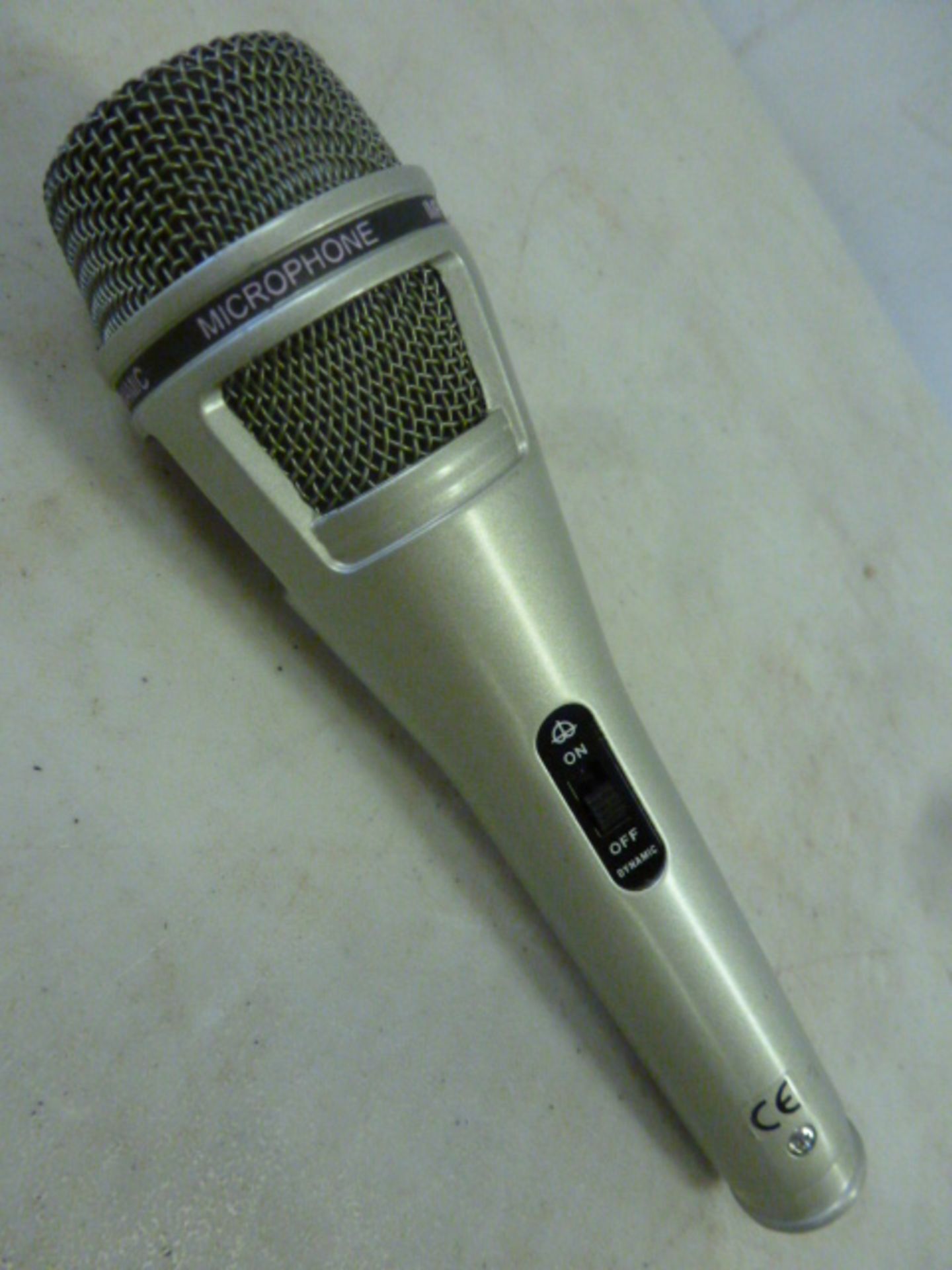 Professional Dynamic Microphone, IMP.600 in Silver. - Image 2 of 2