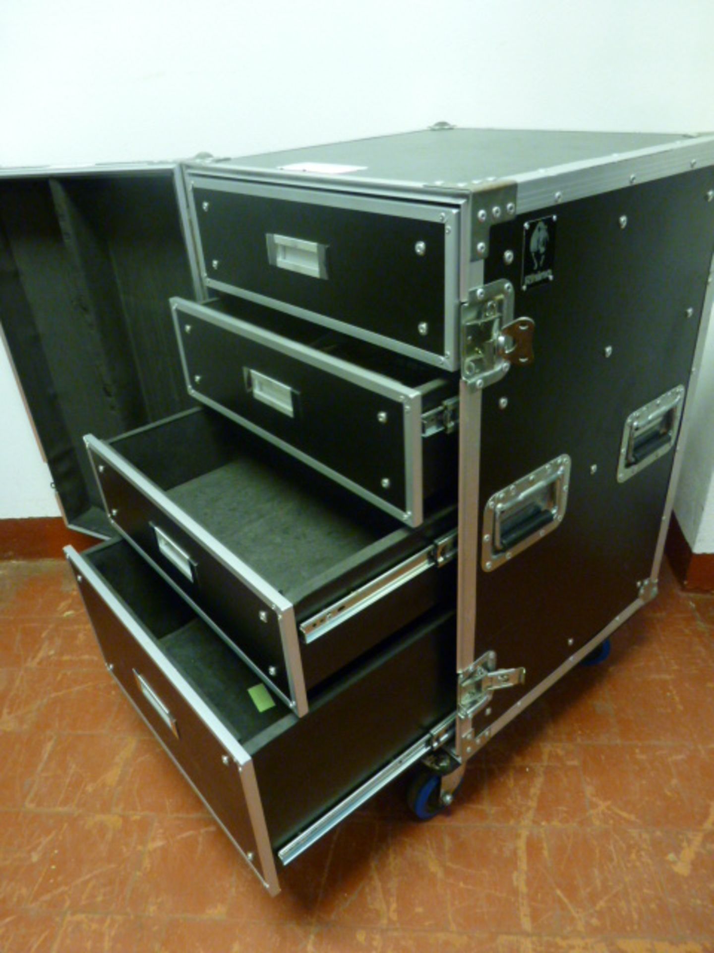 Rhino Production Flight Case with 4 Drawers, on Castors. Size (H) 92cm x (D) 60cm x (W) 53cm. - Image 2 of 4