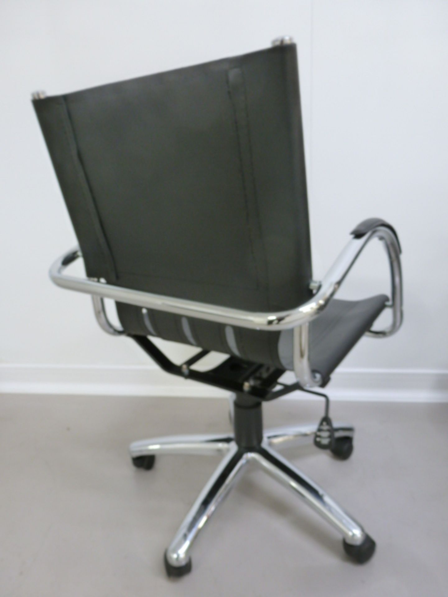 2 x Leather Office Swivel Chairs - Image 2 of 3