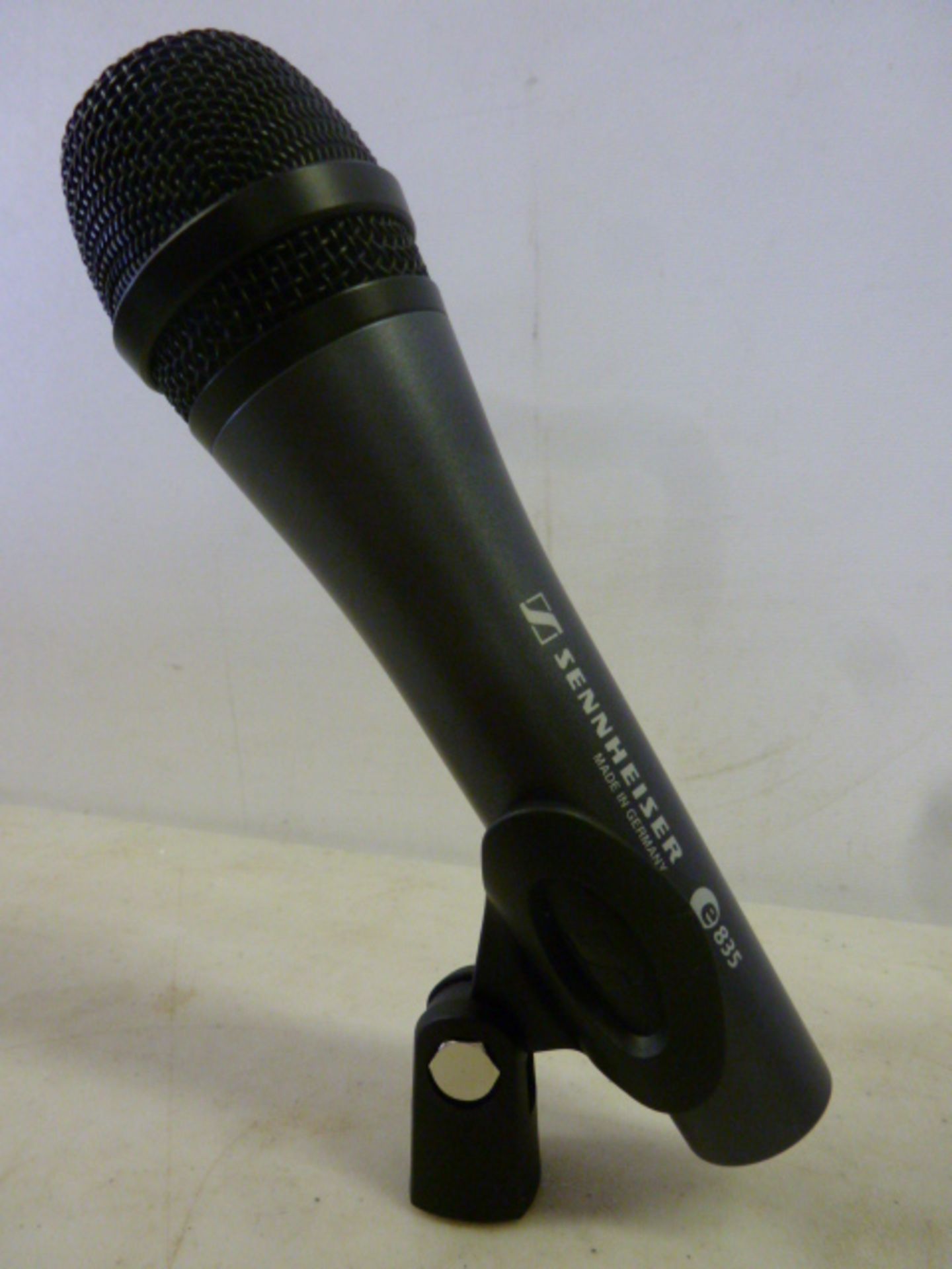 Sennheiser Evolution E 835 Microphone - Metallic Grey with Pouch & Microphone Stand Attachment. - Image 2 of 2