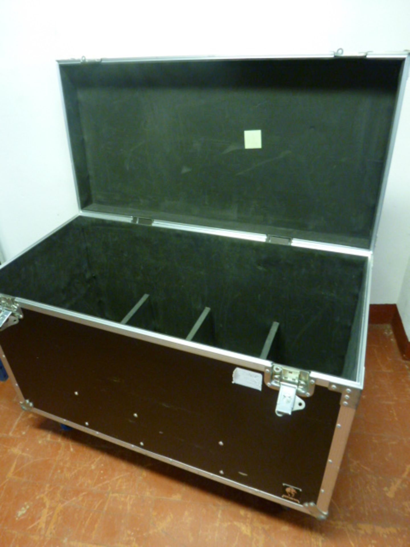 Rhino Cable Trunk Flight Case, on Castors. Size (H)76cm x (D)52cm x (W)103cm. - Image 2 of 4