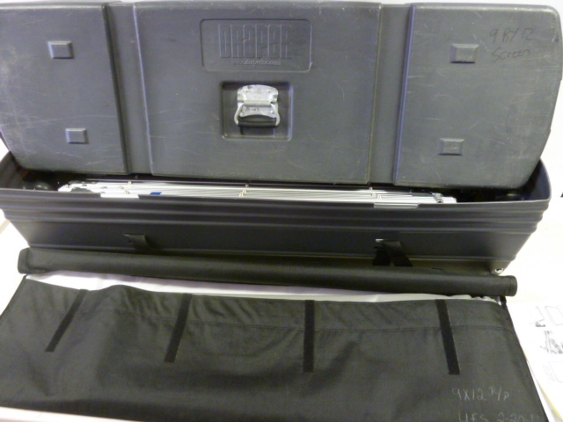 Draper Ultimate Folding Projection Screen in Plastic Flight Case. Size 9ft x 12ft. - Image 2 of 6