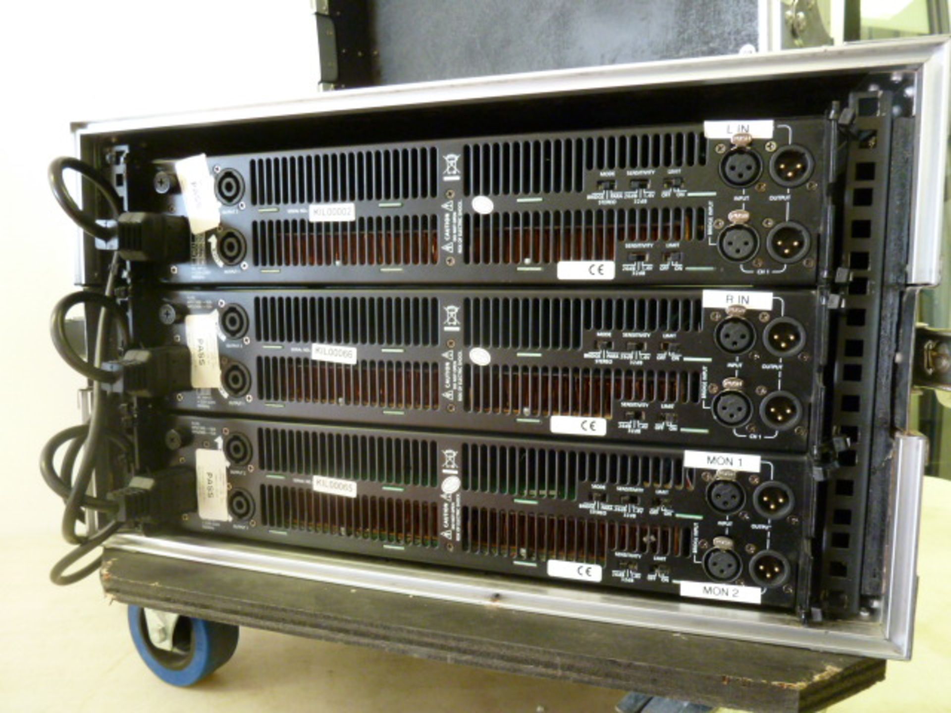 3 x RCF HPS 1500 2 Channel Professional Power Amplifie in Metal Flight Case. - Image 4 of 5