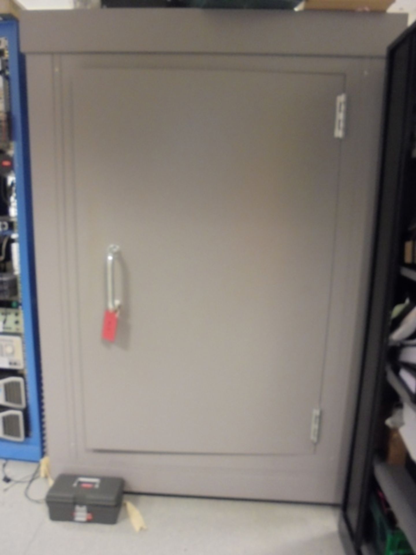 IAC Acoustic Test Chamber with Noise Lock Acoustic Door. Size (H)2.1m x (D)1.45m x (W)1.45m