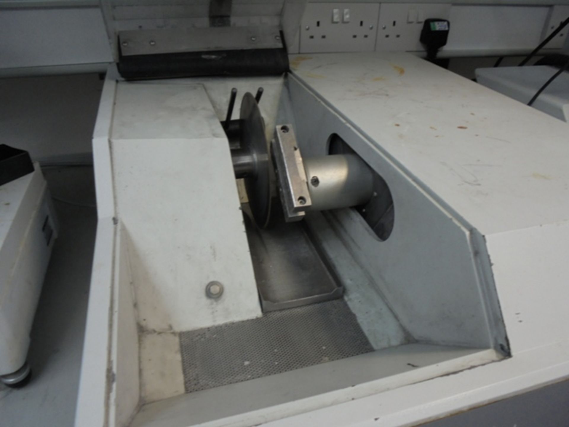 Struers Accutom 50 Precision Diamond Tipped Disc Cutting Machine for Hardness Testing - Image 2 of 2