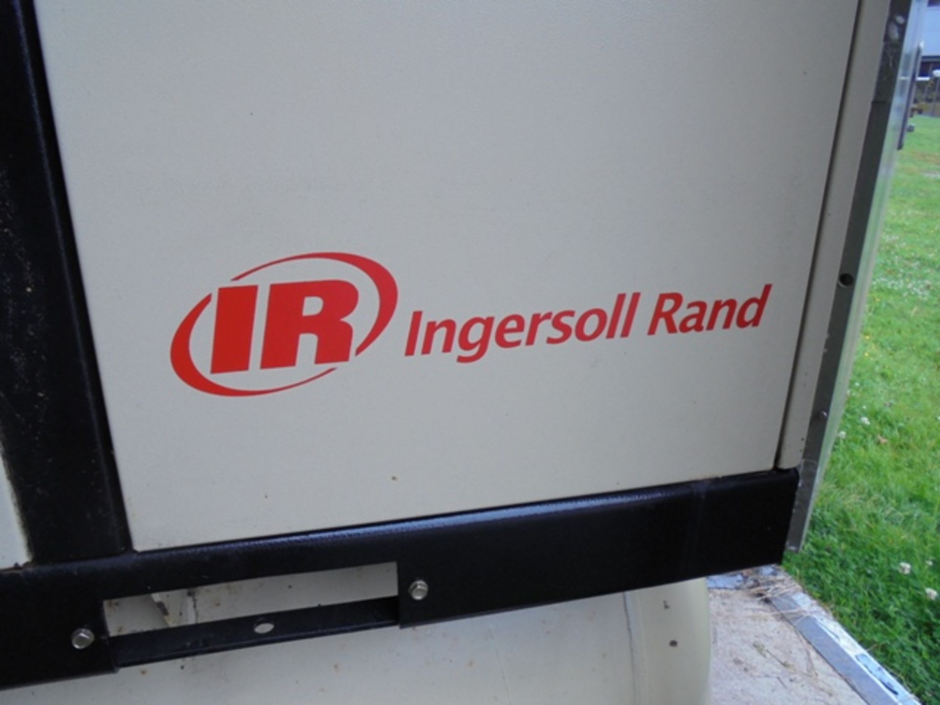 Ingersol Rand Total Air System Rotary Air Compressor, 7.7 Bar, Recorded Hours 18862. Software - Image 2 of 7