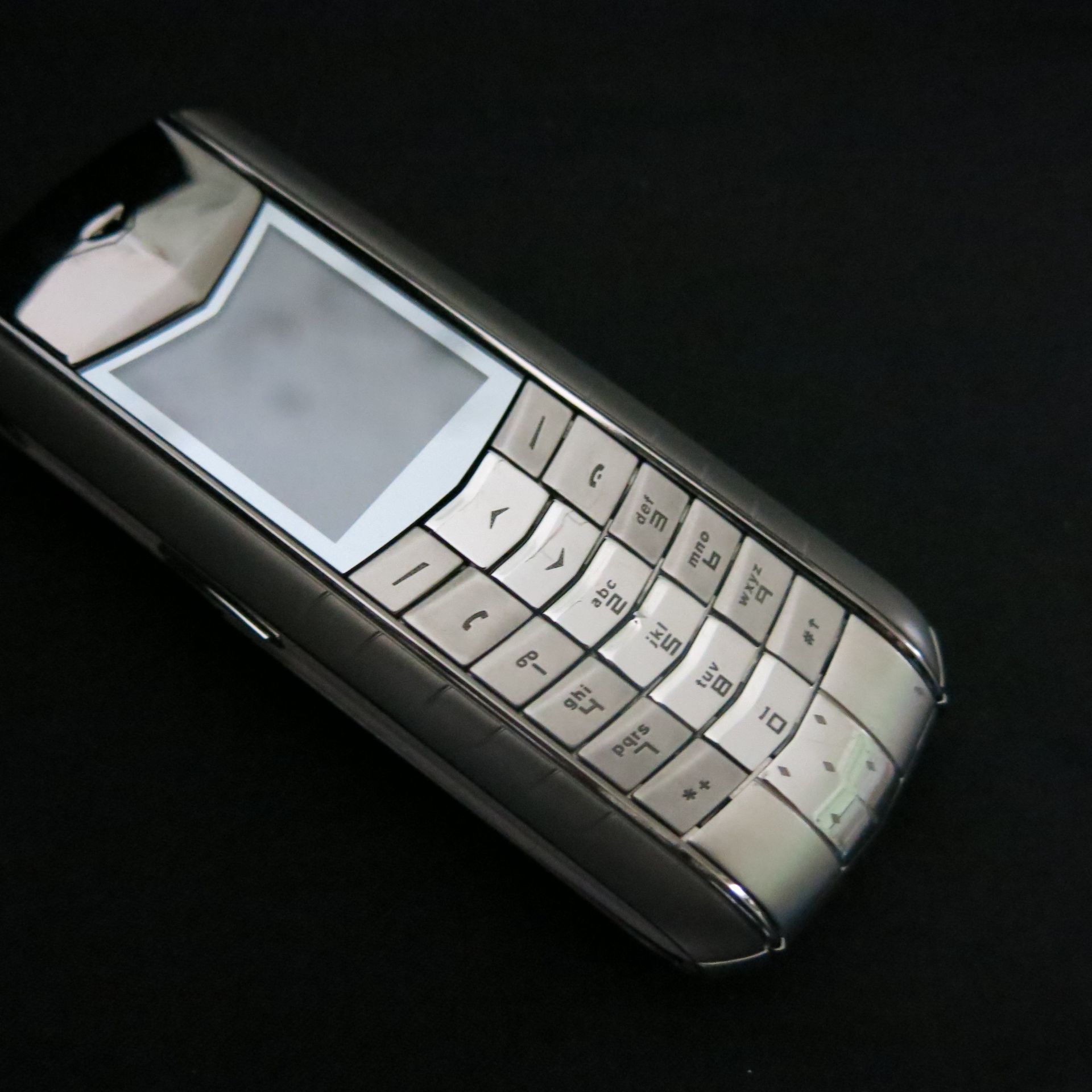 Entire Contents of the VERTU Museum Collection to Include: 105 Various Iconic Phones & Appearance - Image 86 of 106