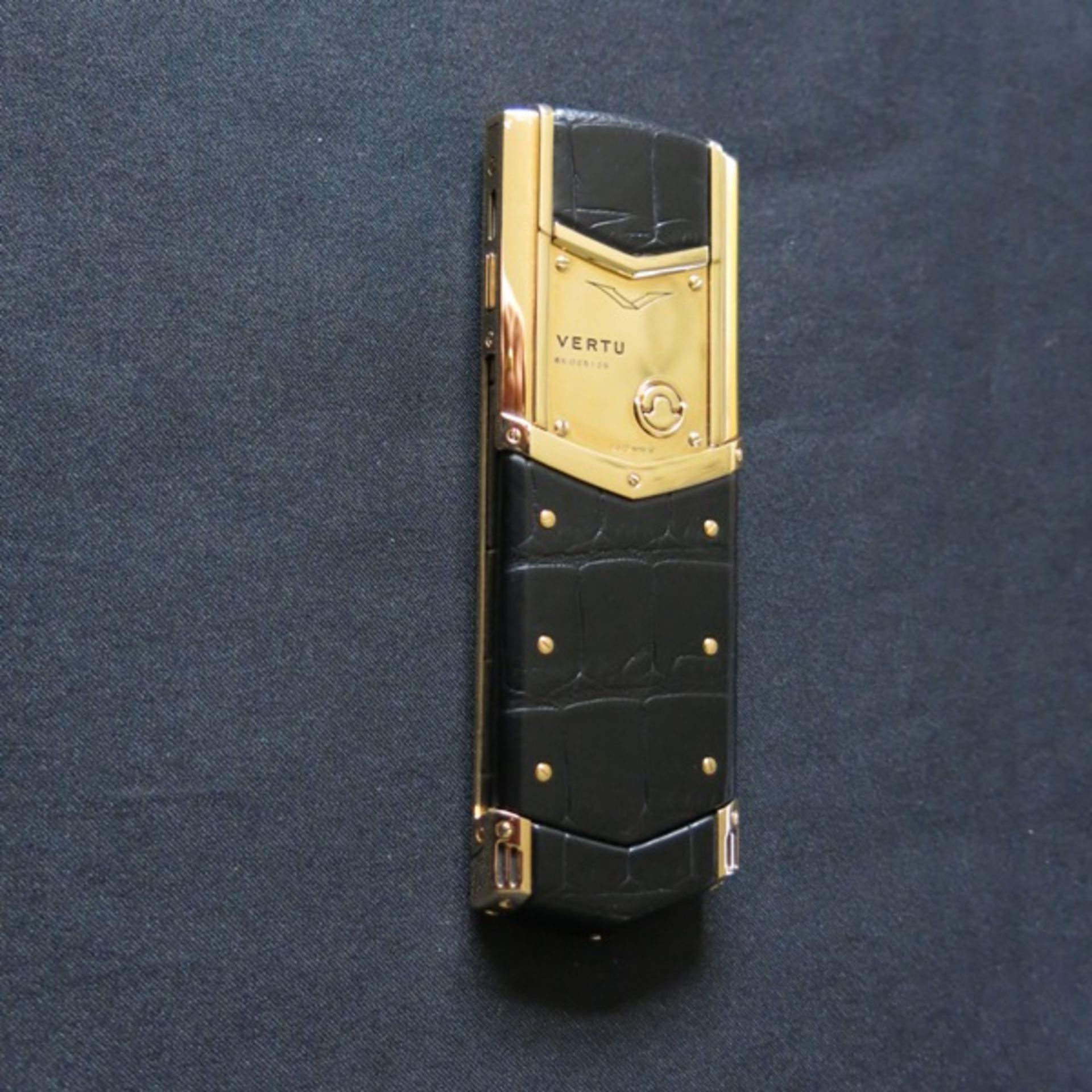 Vertu 18kt Yellow Gold Signature S Phone. Furnished with Black Alligator Leather, Ceramic Pillow, - Image 2 of 4