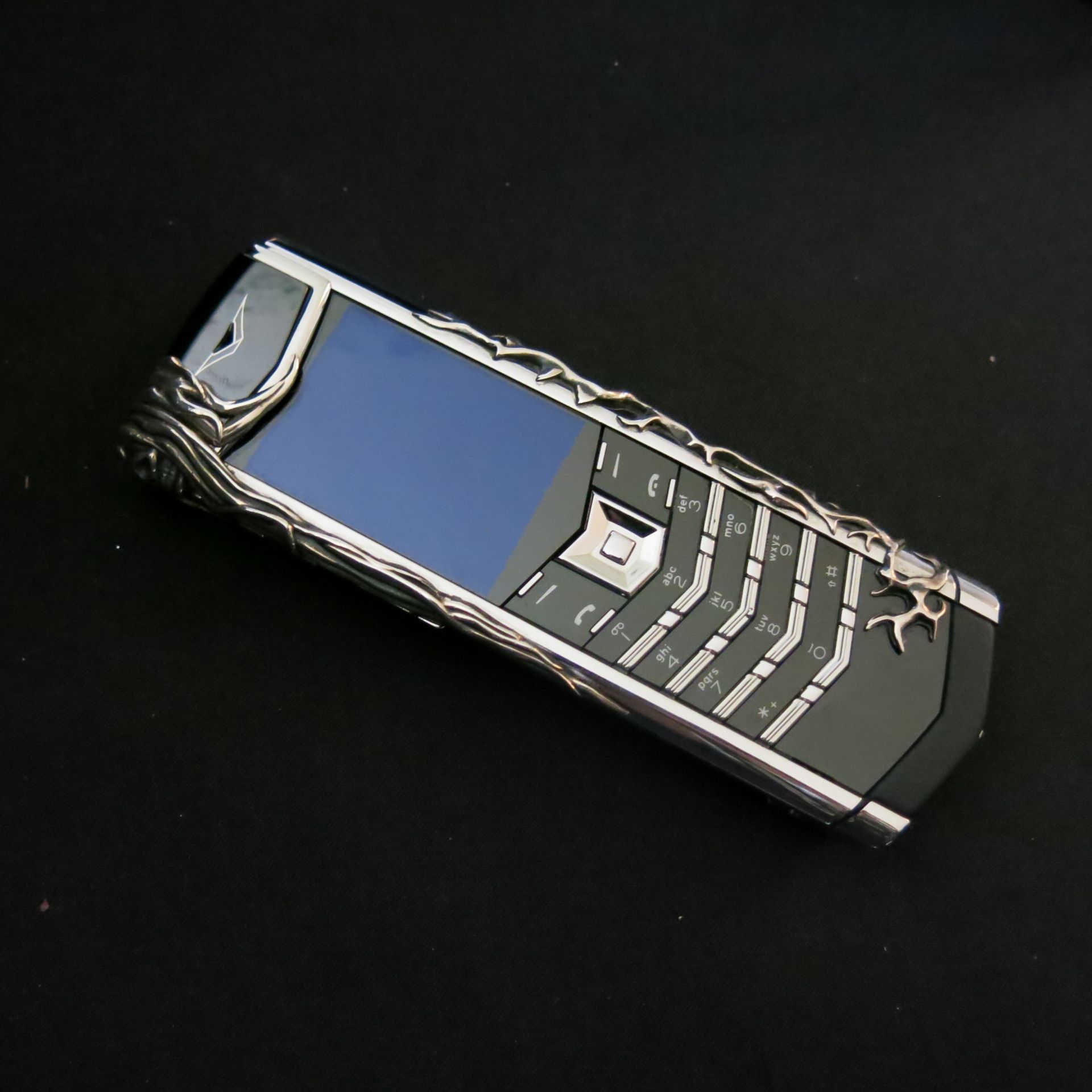 Entire Contents of the VERTU Museum Collection to Include: 105 Various Iconic Phones & Appearance - Image 11 of 106