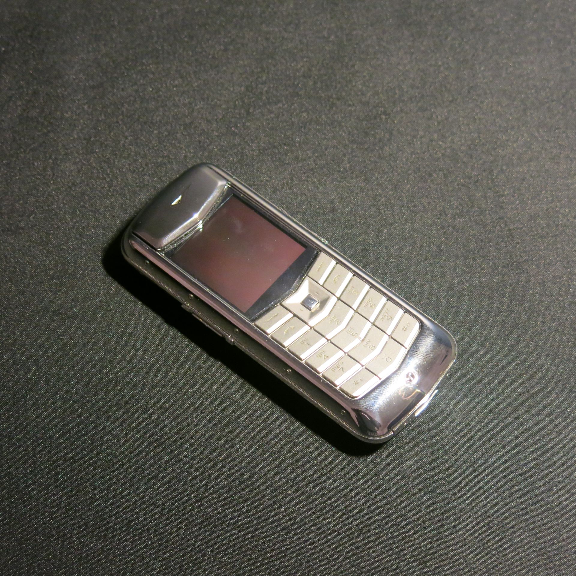 Entire Contents of the VERTU Museum Collection to Include: 105 Various Iconic Phones & Appearance - Image 83 of 106