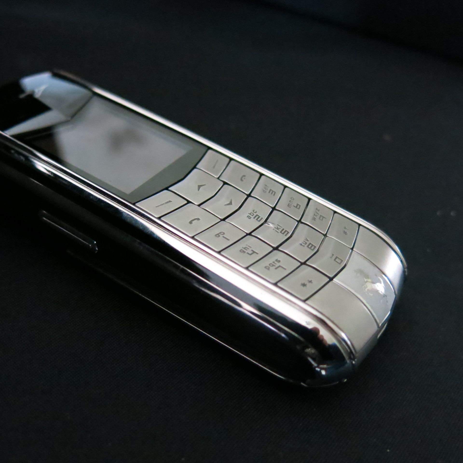 Entire Contents of the VERTU Museum Collection to Include: 105 Various Iconic Phones & Appearance - Image 92 of 106