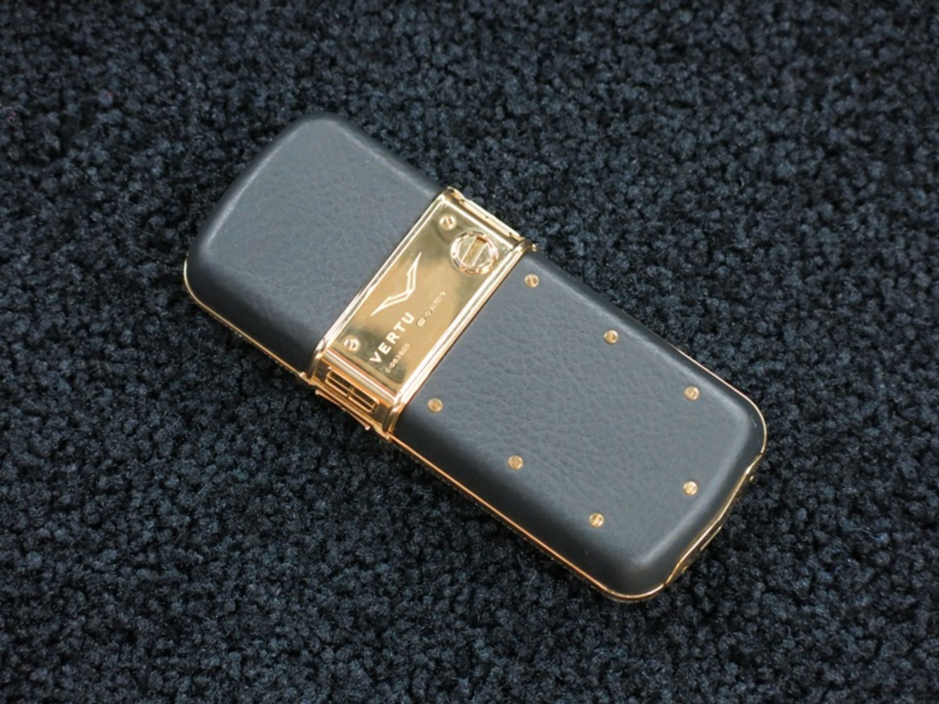 Vertu Constellation Classic Phone with 18kt Yellow Gold & Diamond Trim Bezel, Back Plate, Select Key - Image 6 of 6