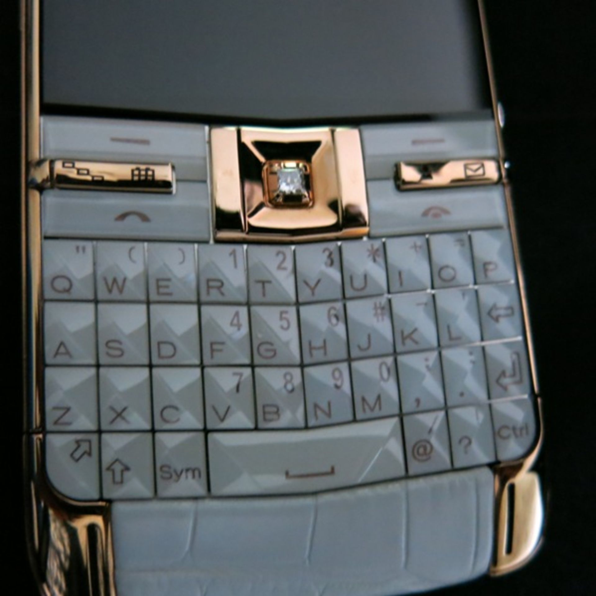 Vertu Constellation Quest Phone in 18kt Red Gold with Diamond Pillow Trim & Diamond Select Key. - Image 3 of 7