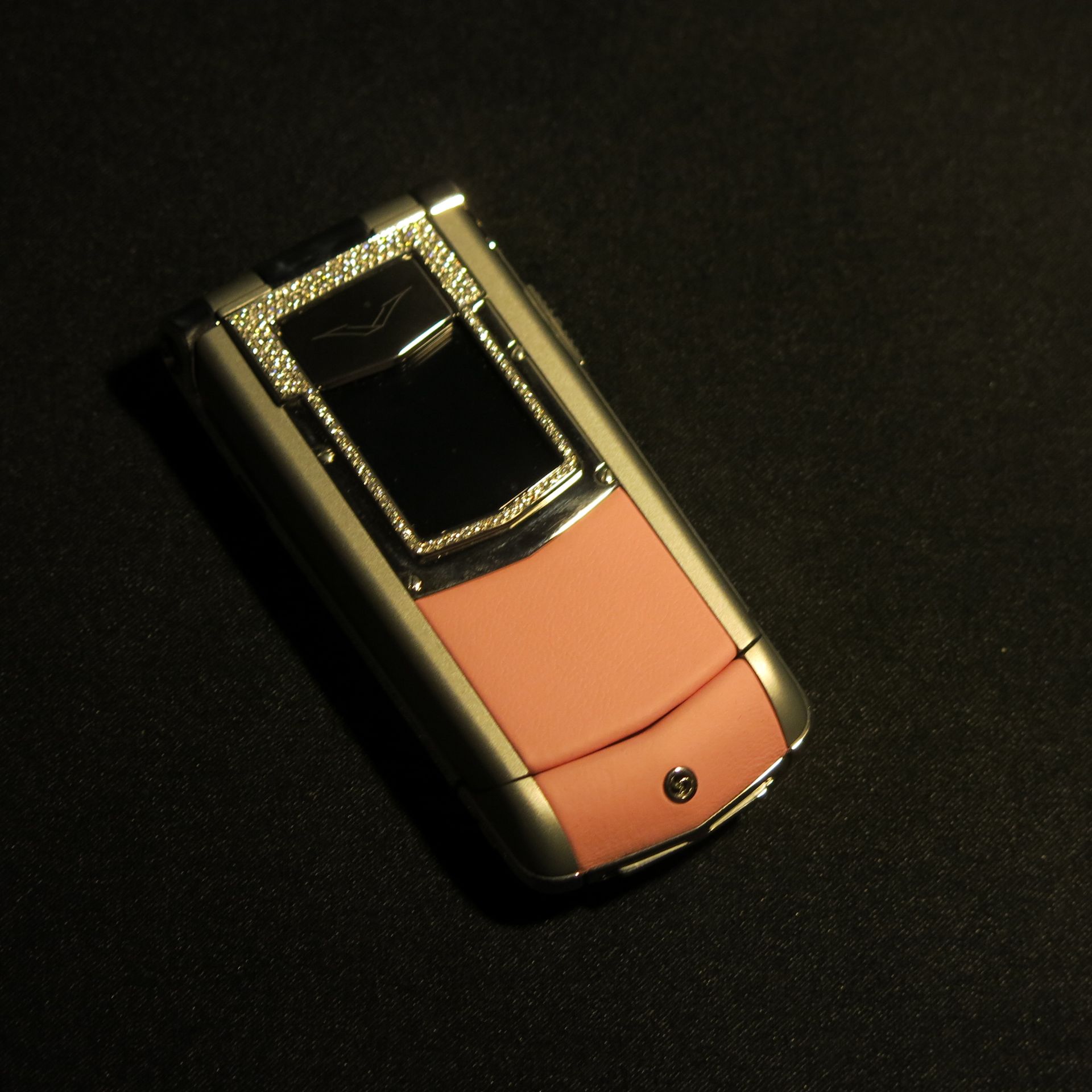Entire Contents of the VERTU Museum Collection to Include: 105 Various Iconic Phones & Appearance - Image 85 of 106