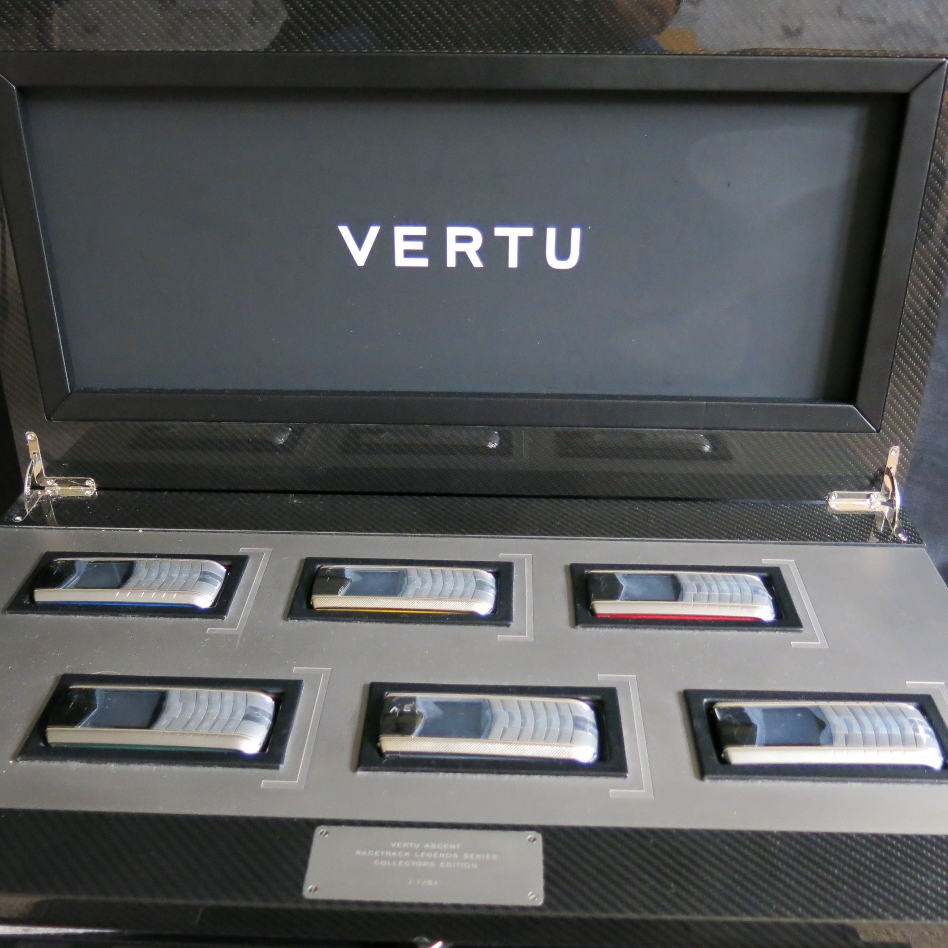 Presentation Display Case of 6 Vertu Ascent Racetrack Legend Series Phones. Collectors Edition 11/ - Image 9 of 9