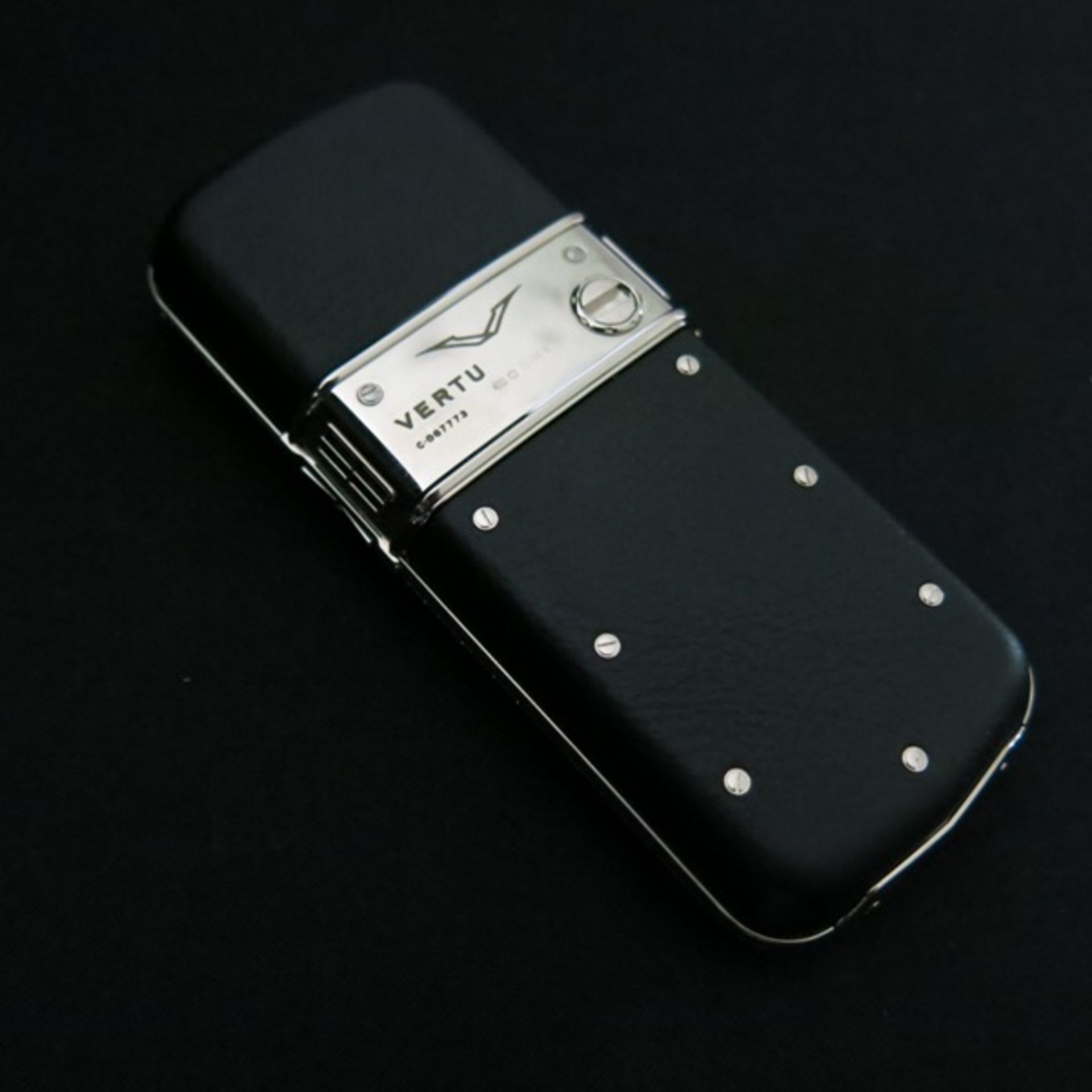 Vertu Constellation Classic Phone with 18kt White Gold & Diamond Trim Bezel, Back Plate, Select - Image 3 of 7