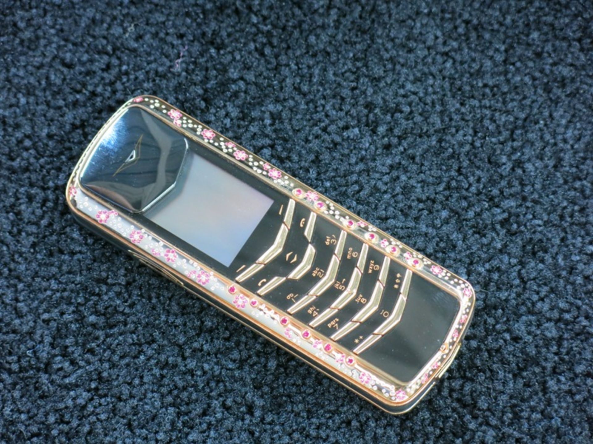 Vertu Signature Classic Phone in 18kt Red Gold, Set with Detailed Floral Designed Rubies & - Image 7 of 7
