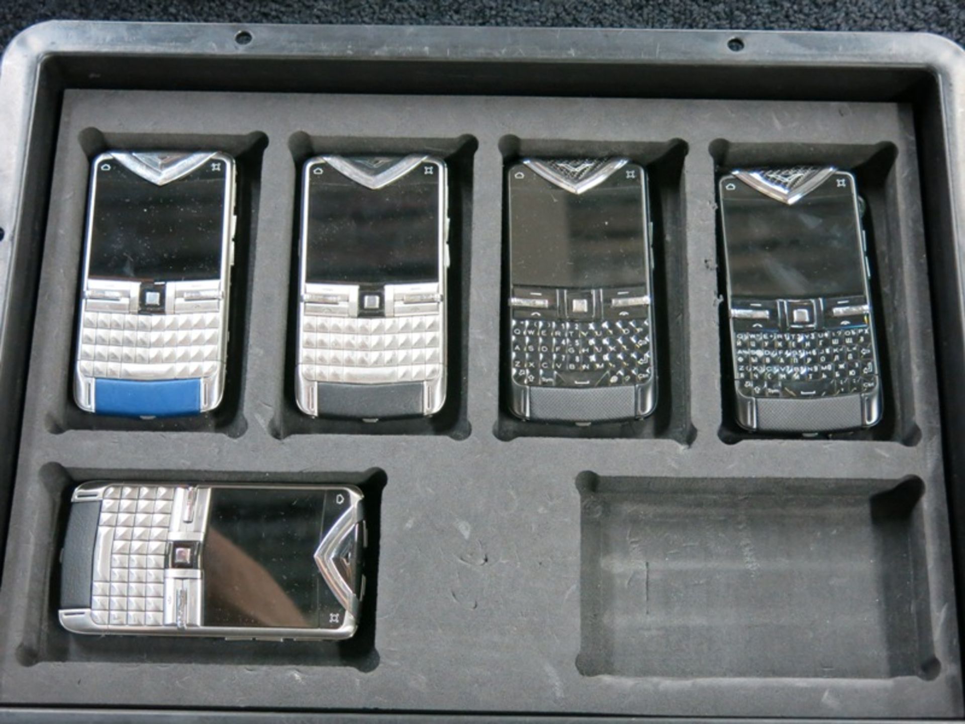 Archive Collection of 23 Vertu Constellation Quest Phones made of Stainless Steel, Ceramic Pillow, - Image 2 of 4