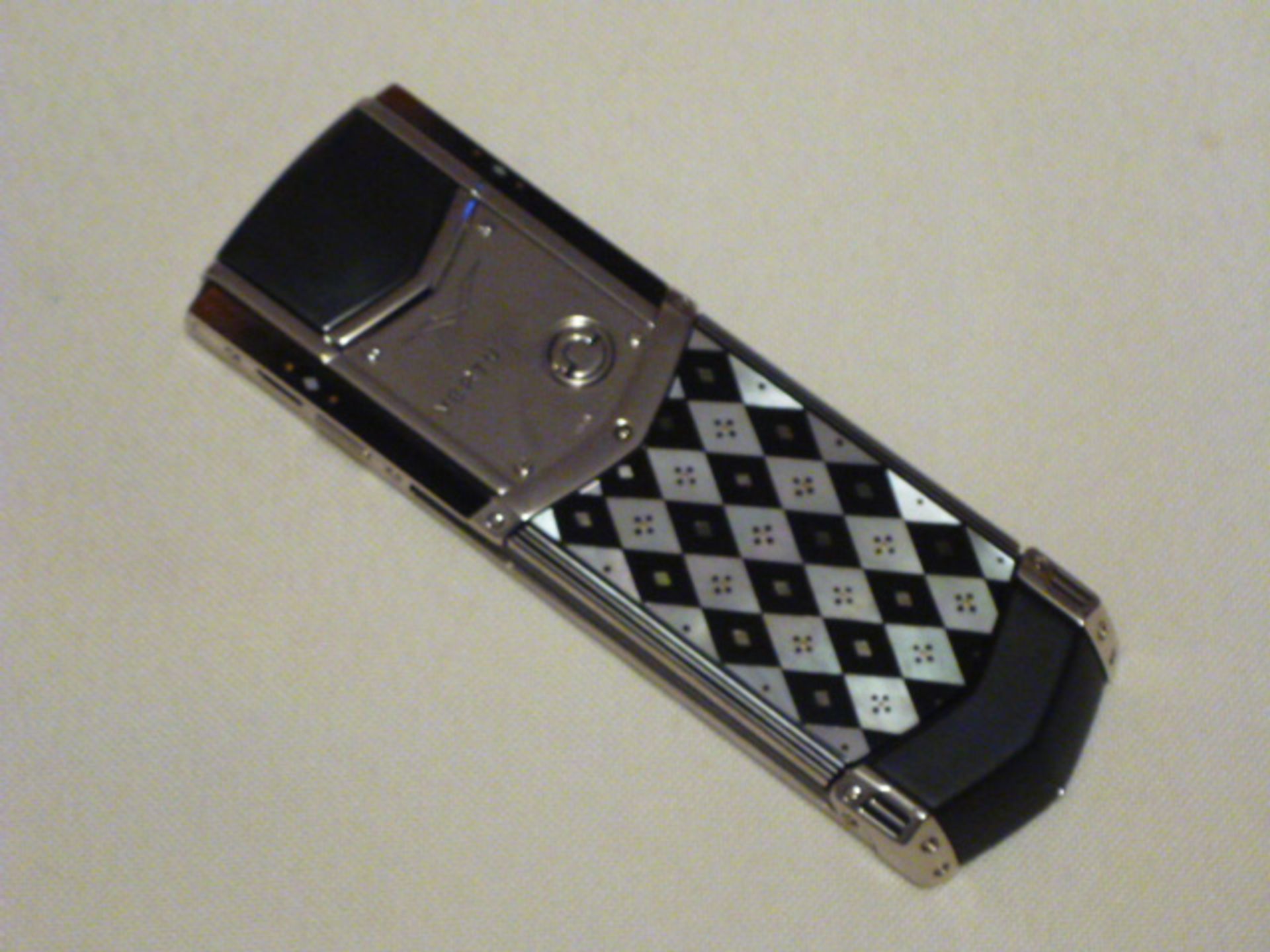 Vertu Signature Harmony Phone, Unique Design 1 of 4. This Handset has been Designed and Created - Image 4 of 6