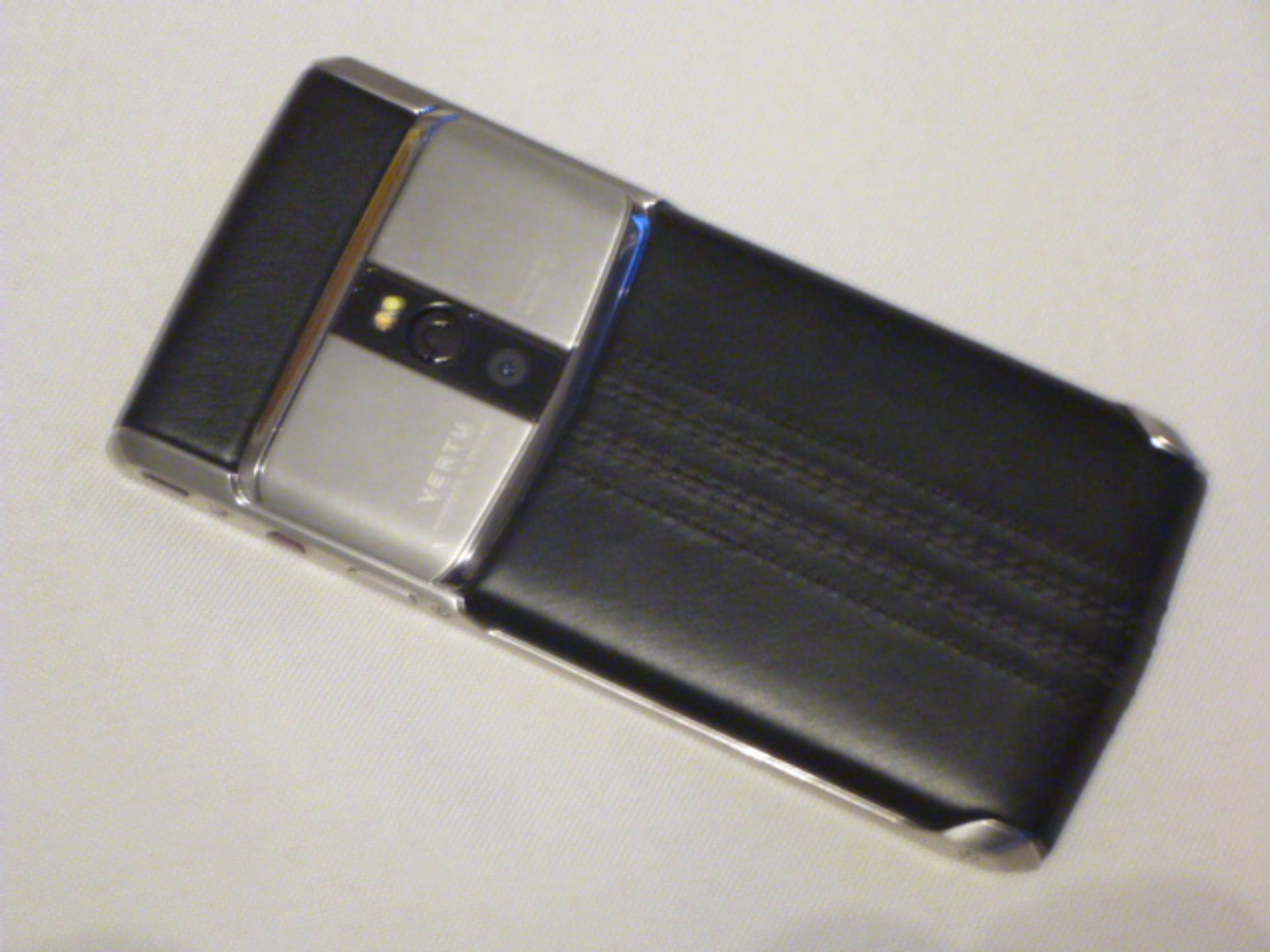 Vertu Signature Touch, Jet Calf. Demonstrator, S/N 3-001590. Tested Working, but without Warranty or - Bild 2 aus 2