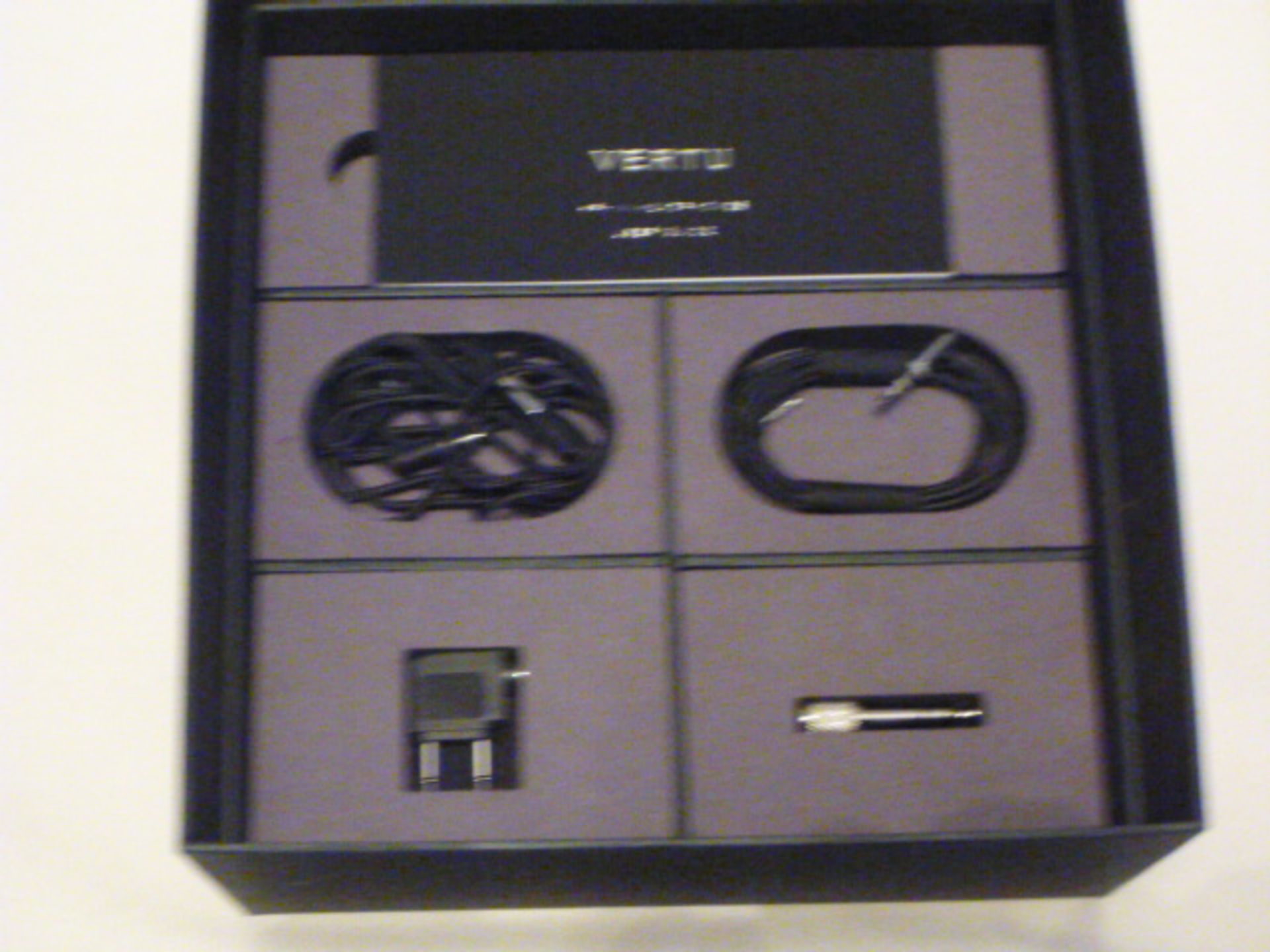 Set of Vertu HP-1V Headphones. Complete in Box with Accessories and Quilted Case. New RRP £540 - Image 3 of 4