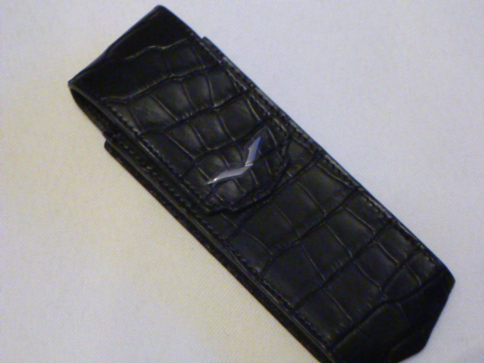 Vertu Signature S Phone (Cinderella Version) Stainless Steel with Black Alligator Skin Back. S/N S- - Bild 3 aus 3