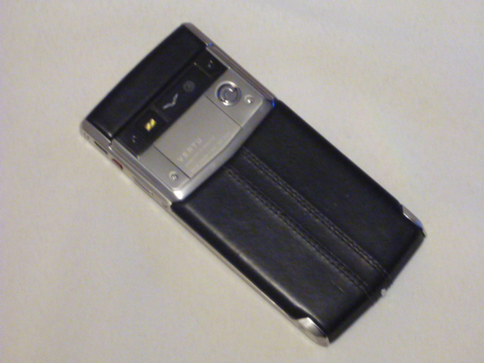 Vertu Signature Touch, Black Stitched Leather, Used Demonstrator. S/N E-001277. Comes with Charger & - Bild 2 aus 2