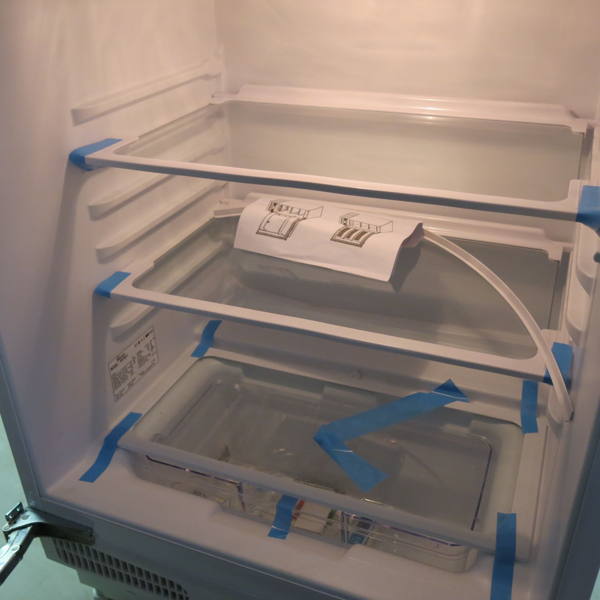 Baumatic Integrated Fridge, Model BRL600.5. Comes with Instruction Manual. Ex Display. - Image 2 of 3