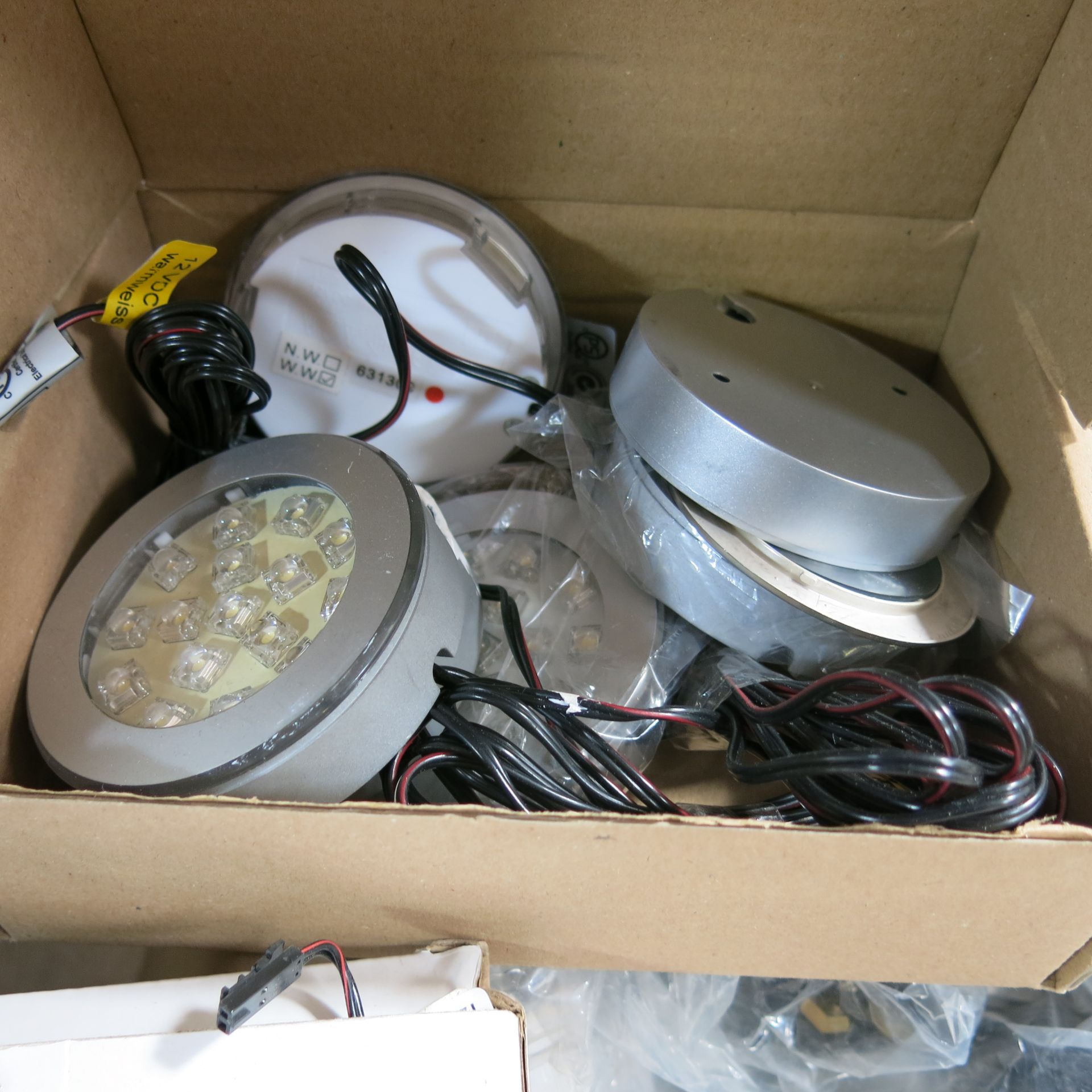 2 x Boxes of Assorted Kitchen Lights to Include: Magic, Saxby & Sensio, Undercounter Led, - Image 6 of 8