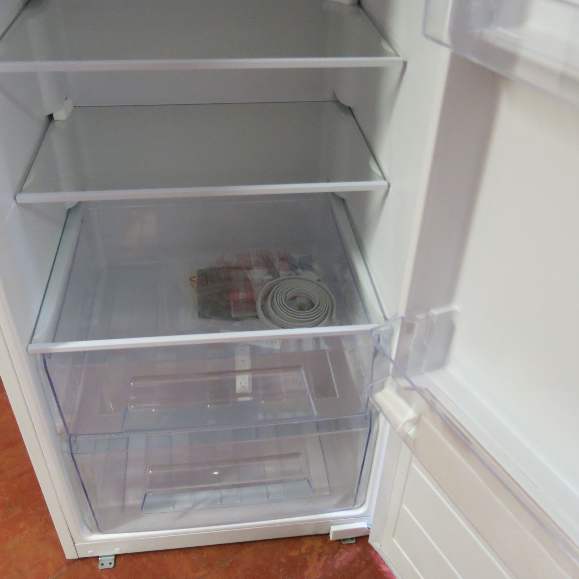 CDA Integrated Larder Refrigerator, Model FW821/1. Size (H)178cm. Comes with Instruction Manual. - Image 3 of 4