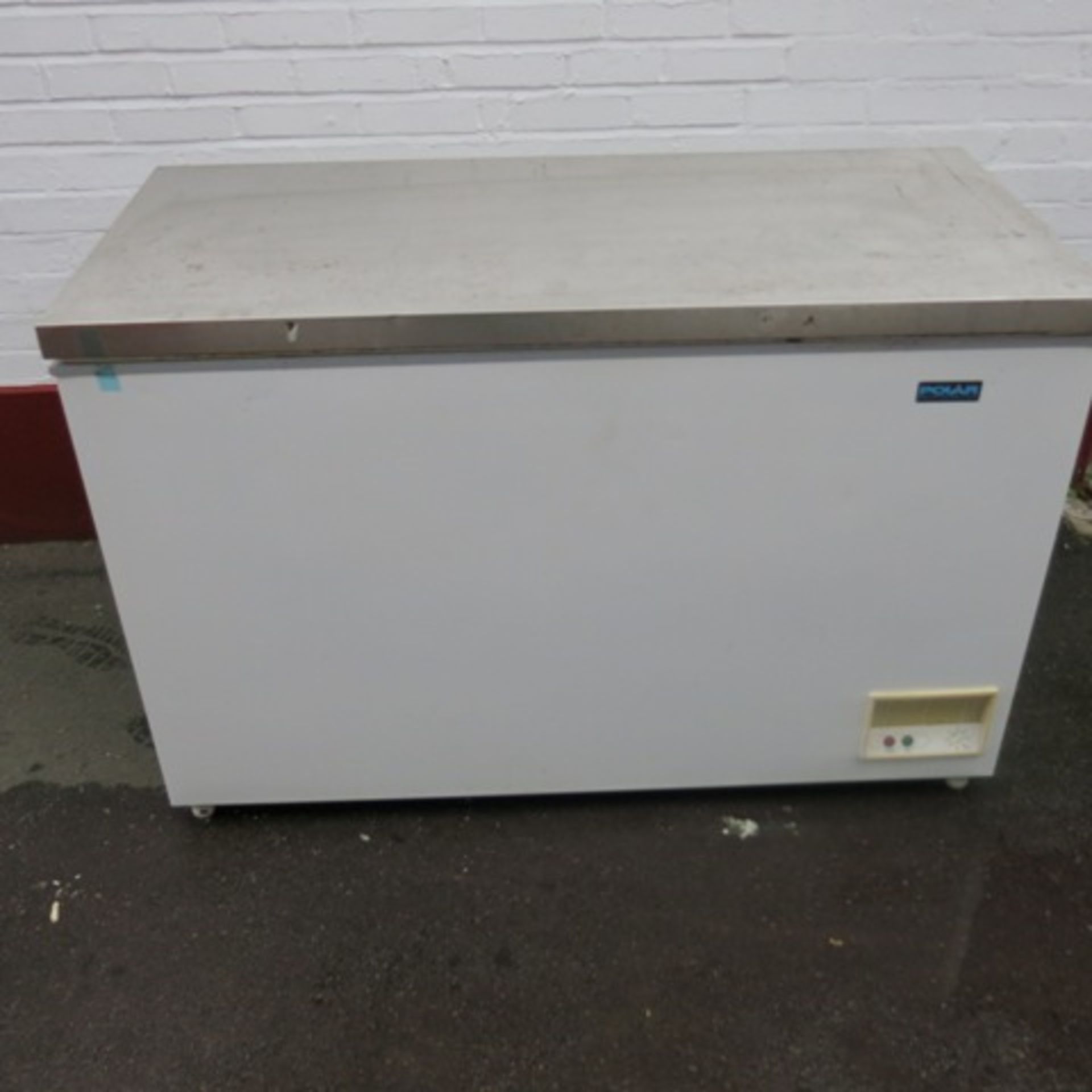 Polar Chest Freezer with Stainless Steel Top. Model CE210-B. Size (H) 89cm x (W) 213cm x (D) 70cm.