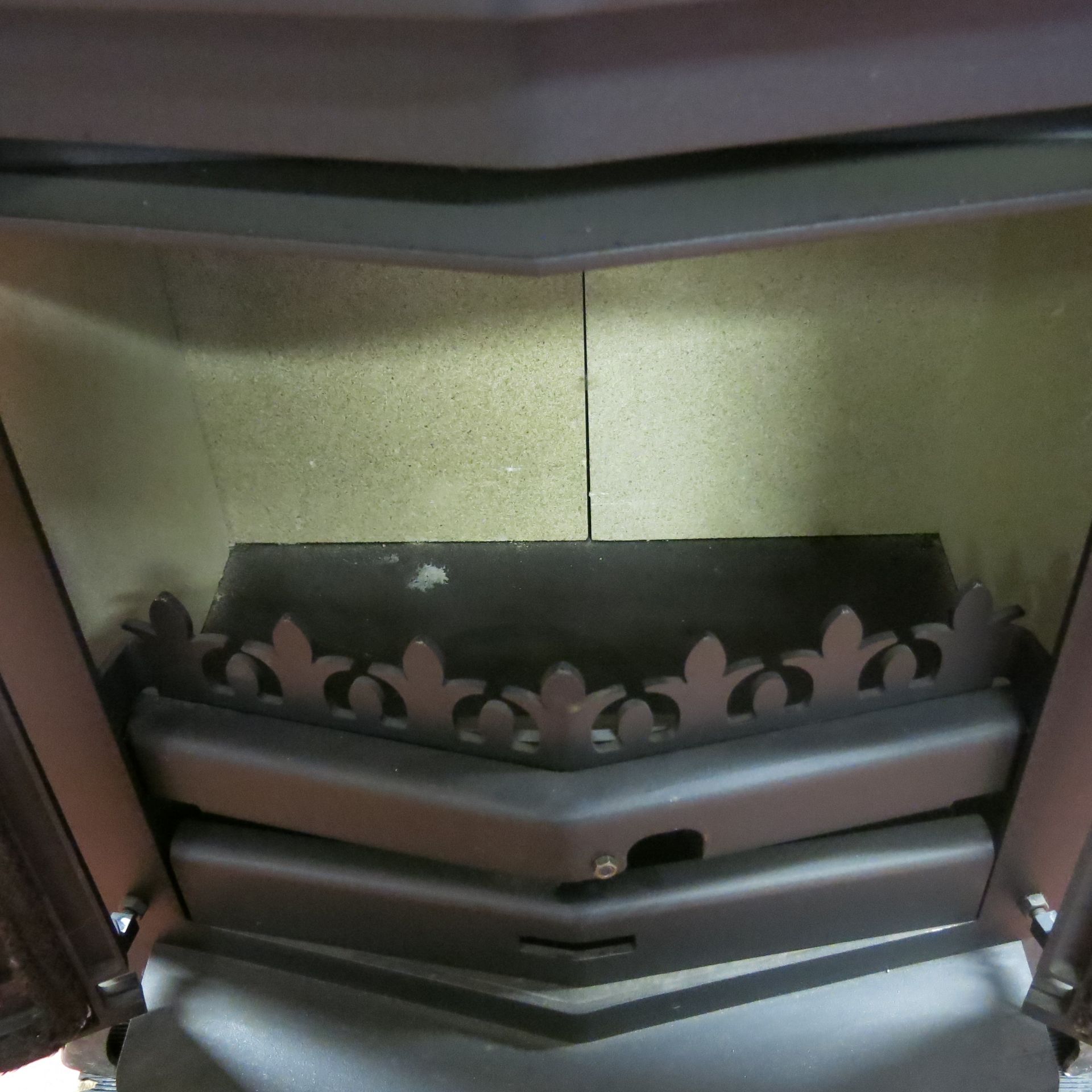 Charnwood Country 12, Wood Burning Stove, Heat Output 12KW (As Viewed) - Image 4 of 6