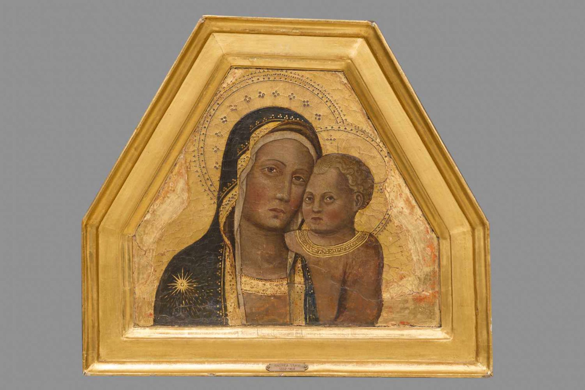 VANNI Andrea (attribué à), 1332-1414 [IT].Vierge à l'Enfant, huile sur fragment de panneau (43.5 x