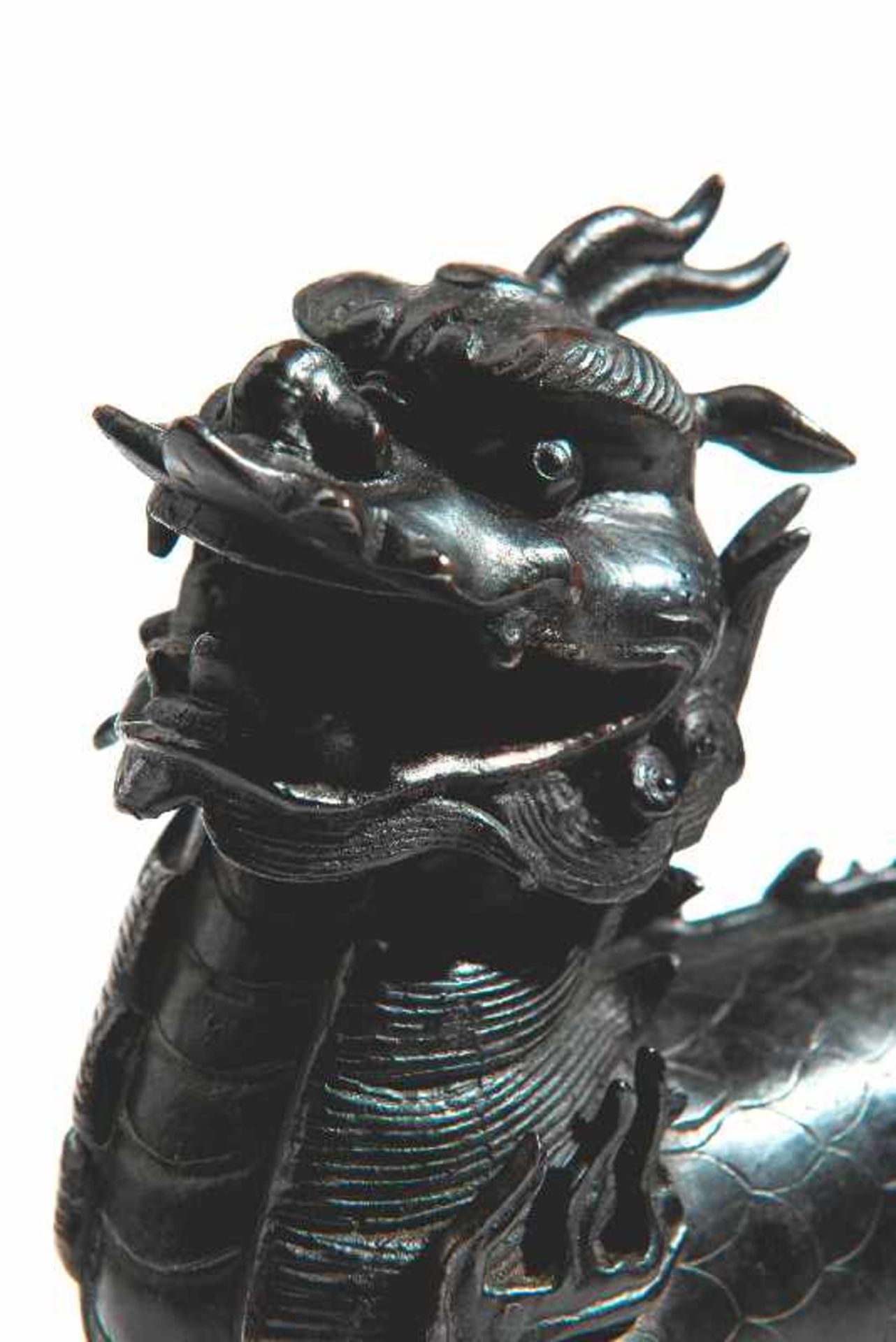 EINHORN QILINBronze. China, Ming-Dynastie, ca. 15. bis 16. JhEin großartig ausdrucksvolles "Einhorn" - Image 6 of 7