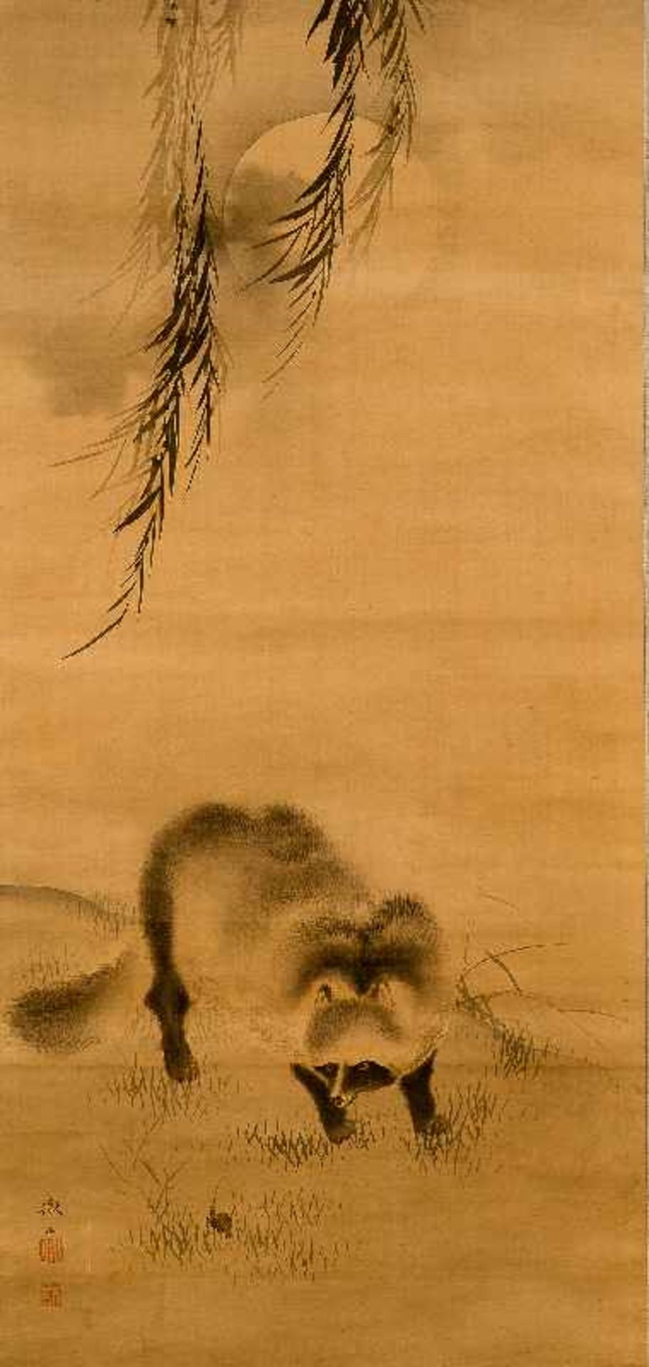 TESSAN (1775 - 1841): VOLLMOND UND TANUKI Malerei mit Tusche auf Seide. Japan, 19. Jh. Im Zentrum - Image 2 of 3