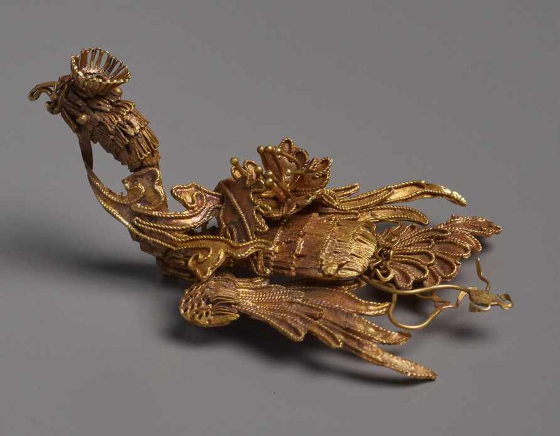 PHÖNIX Gold, China. Qing (1644 – 1911), möglicherweise älterAn diesem dicht gegliederten, in den