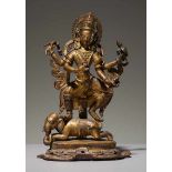 DIE GOTTHEIT INDRA AUF ELEFANT Bronze mit Feuervergoldung, Nepal. 17. bis 18. Jh. Eine besonders