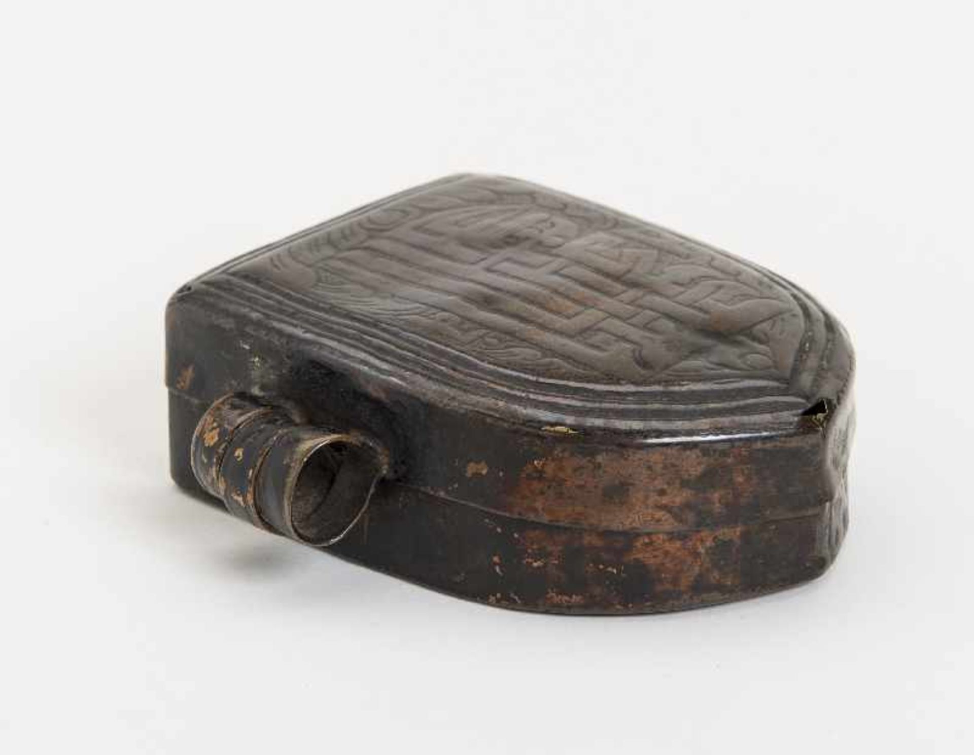 REISEGAU Kupferbronze. Tibet, 19. Jh. Ein Amulett-Behälter Gau, der auf Reisen mitgenommen wurde und - Image 2 of 4