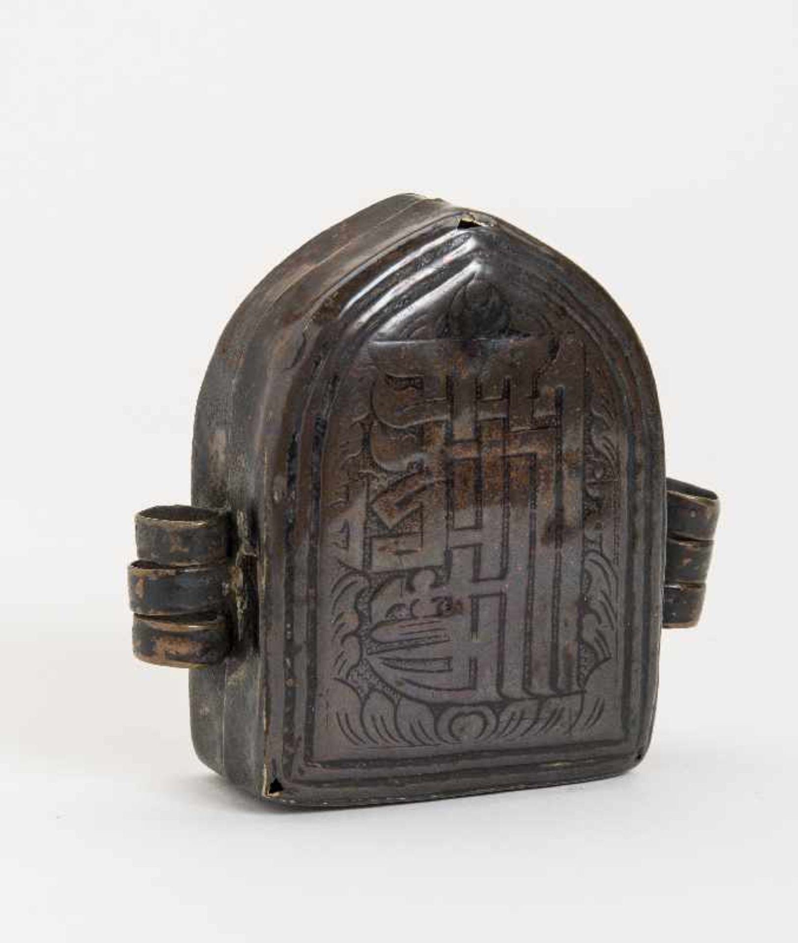 REISEGAU Kupferbronze. Tibet, 19. Jh. Ein Amulett-Behälter Gau, der auf Reisen mitgenommen wurde und