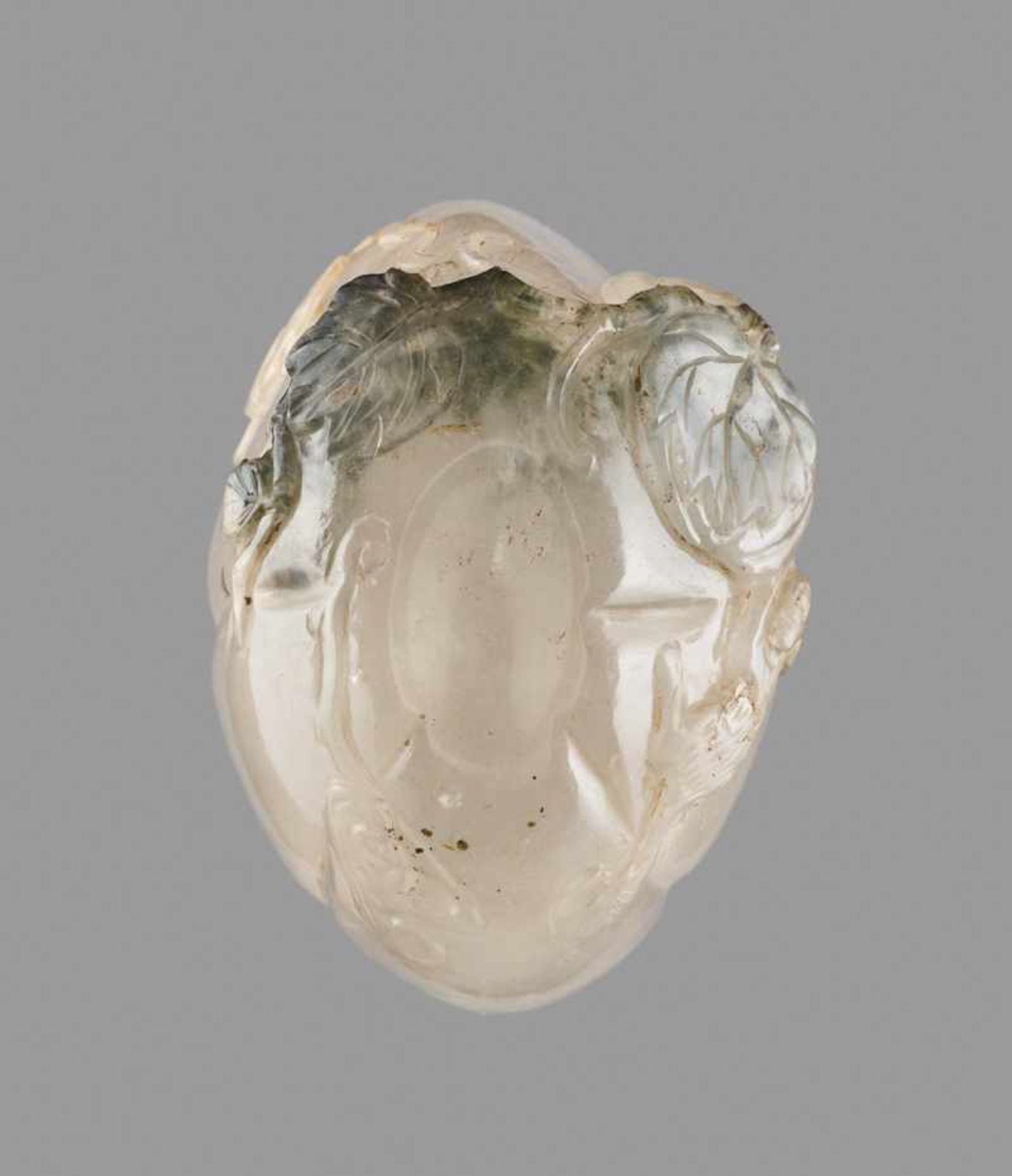 A CARVED ROCK CRYSTAL 'MELON & SQUIRREL' SNUFF BOTTLE, QING DYNASTY Rock crystal, of even - Bild 6 aus 7