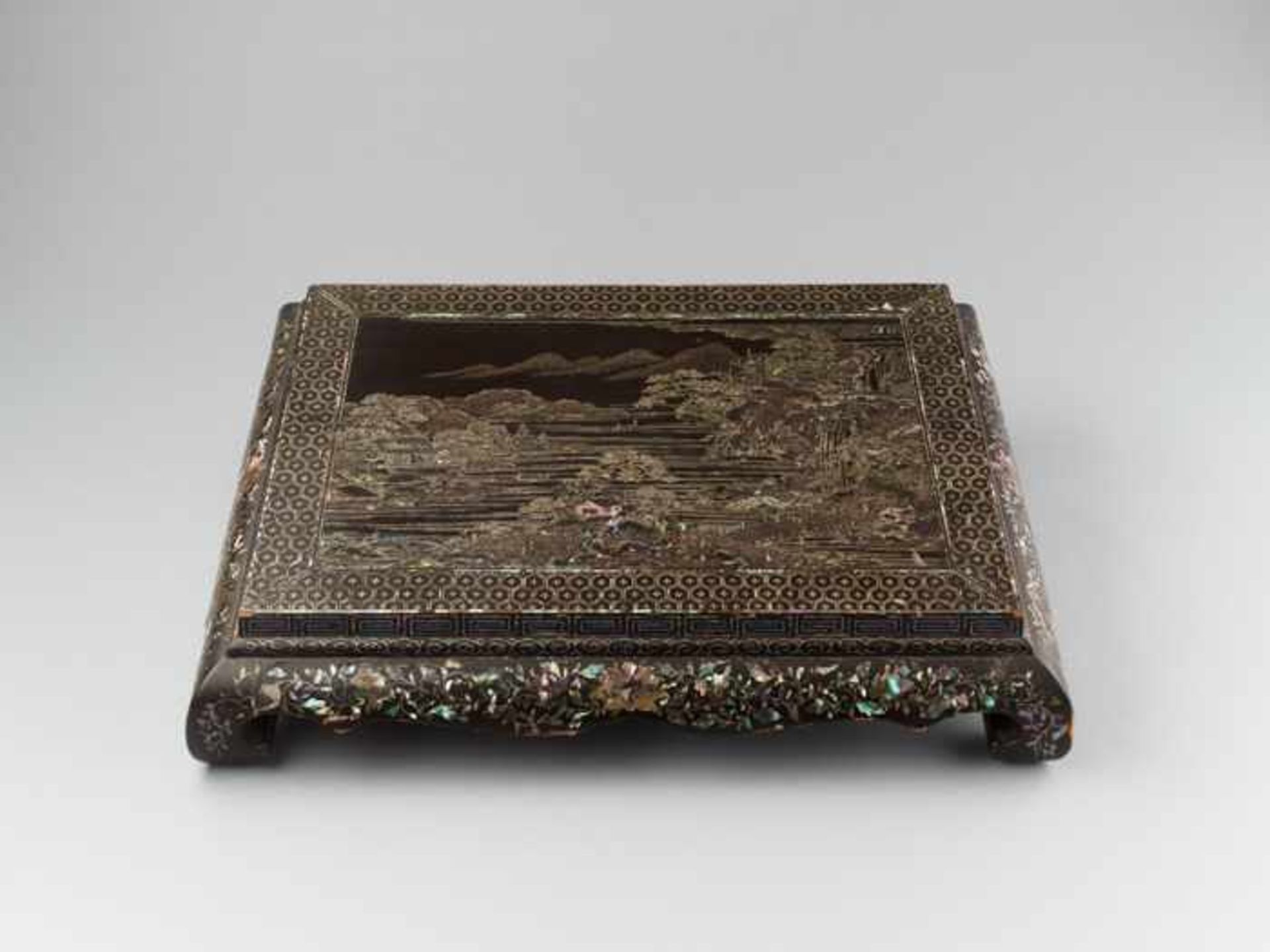 A MOTHER-OF-PEARL AND LACQUER INCENSE STAND, KANGXI Material, color, techniques, functions etc.: