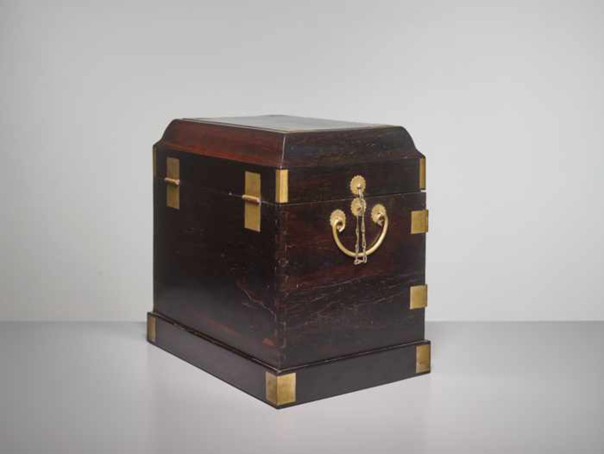 A LARGE ZITAN PORTABLE CHEST, GUANPIXIANG Dark brown ‘Zitan’ wood, brass fittings. China, 18th - Image 5 of 7