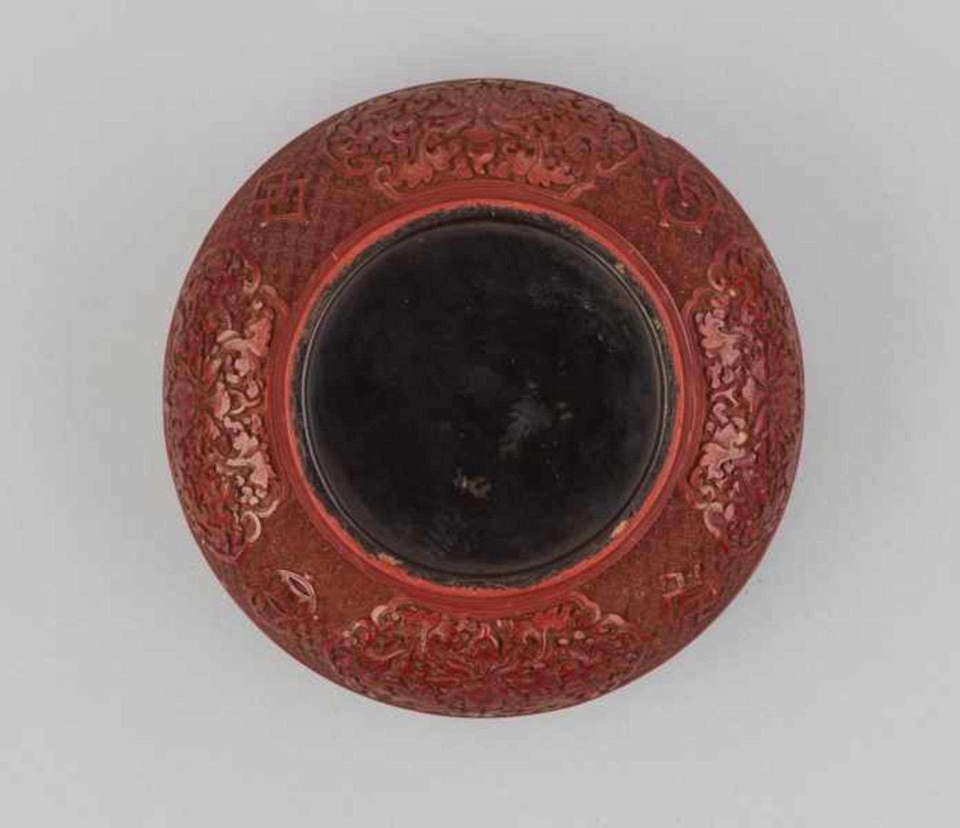 A ‘SCHOLARS AND PUPILS’ CINNABAR LACQUER BOX, 17th-18th CENTURY Massive and heavy cast metal box - Image 6 of 7